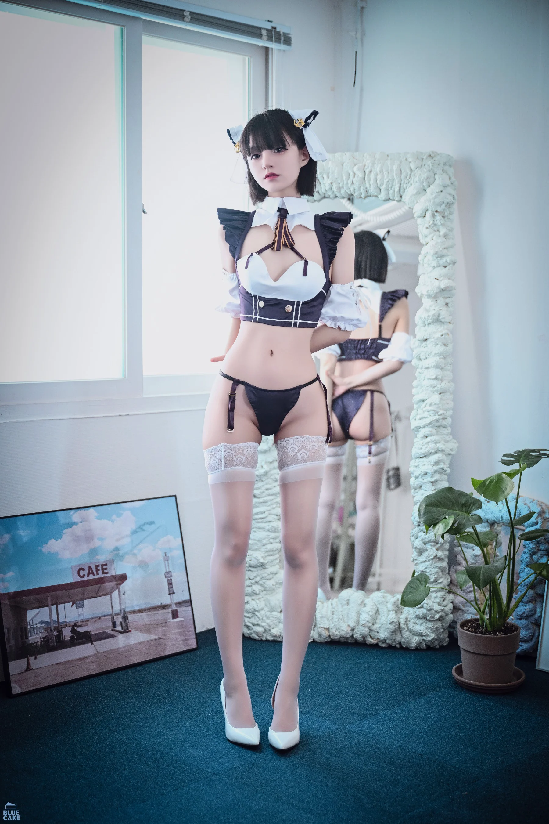 [BLUECAKE] Jeong Jenny (정제니) – Maid Cosplay - 爱照片