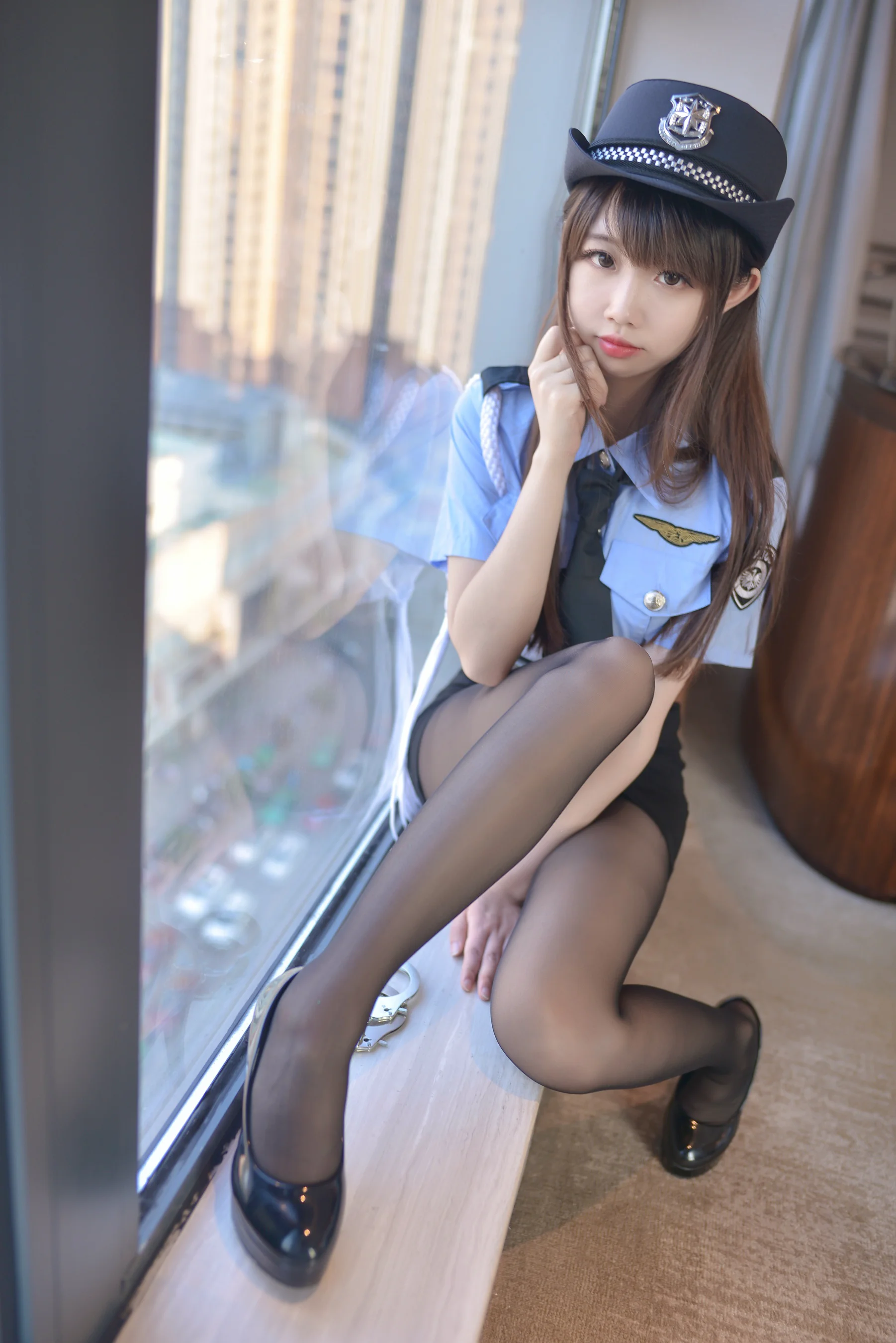 人气Coser小姐姐@雪琪SAMA – 女警 - 爱照片