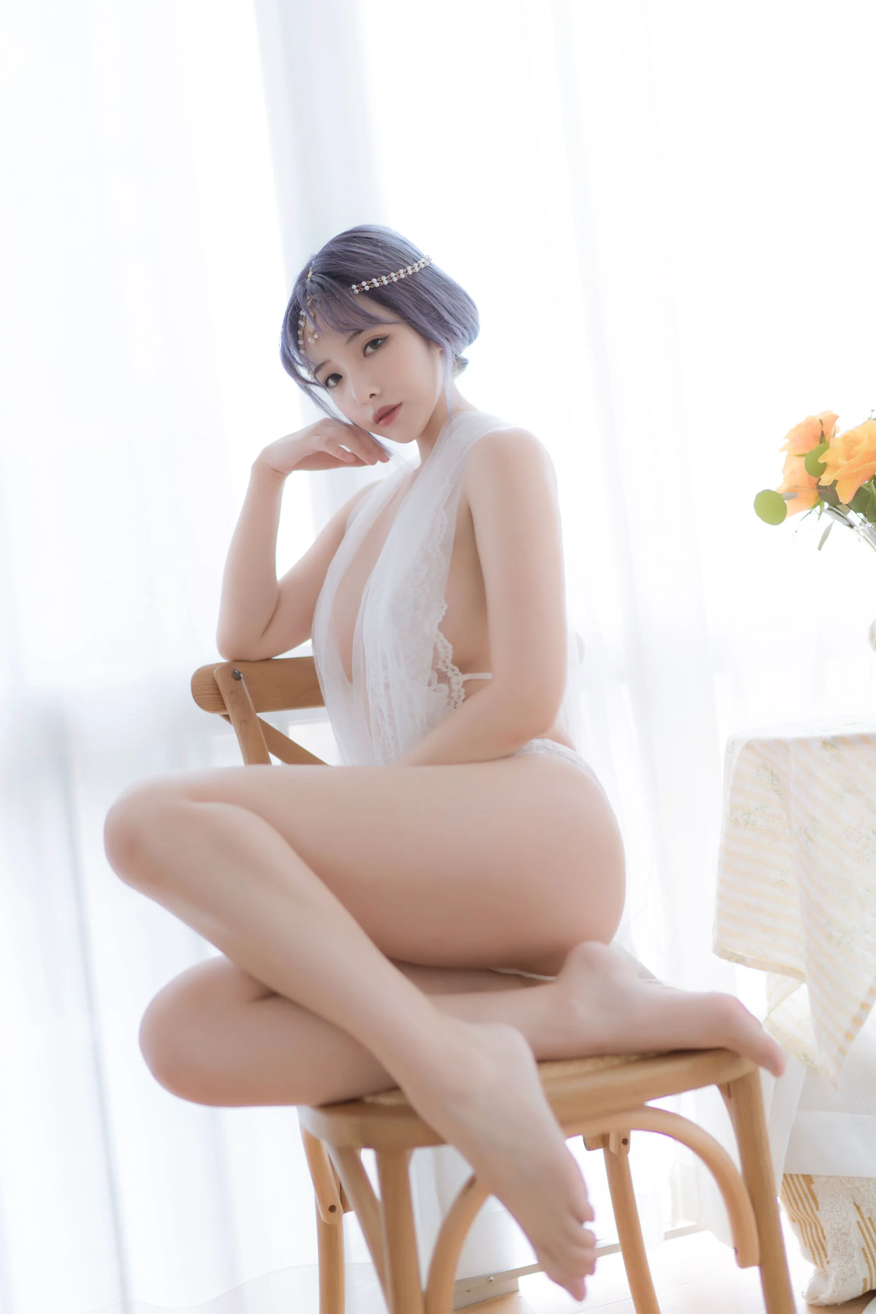 [COS写真] 动漫博主雯妹 – 白色希腊 - 爱照片