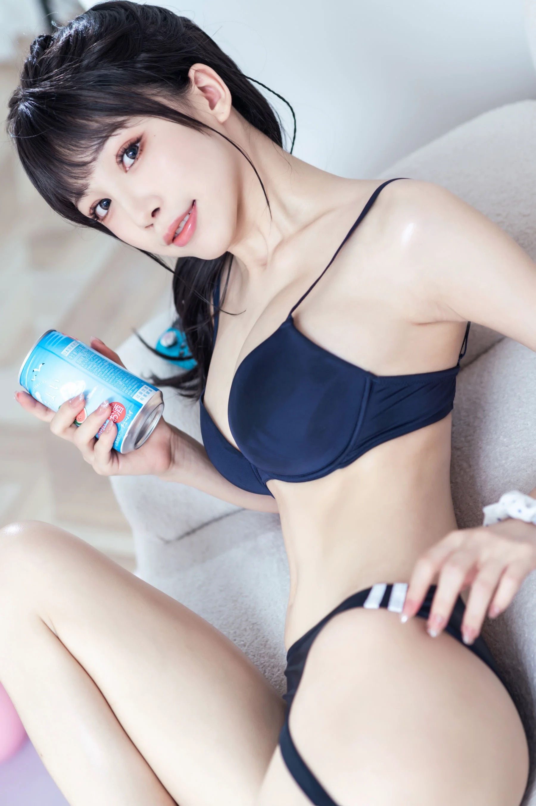 [福利COS] 水淼aqua – 运动内衣 - 爱照片