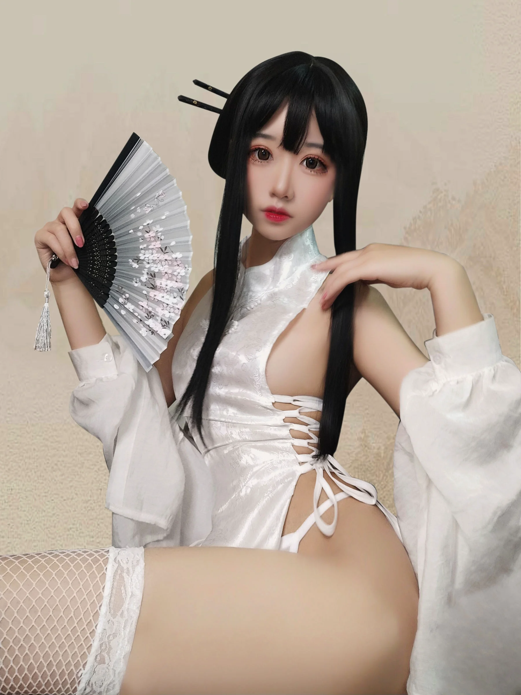 [网红COSER] 猫君君MaoJun – 绑带旗袍 - 爱照片