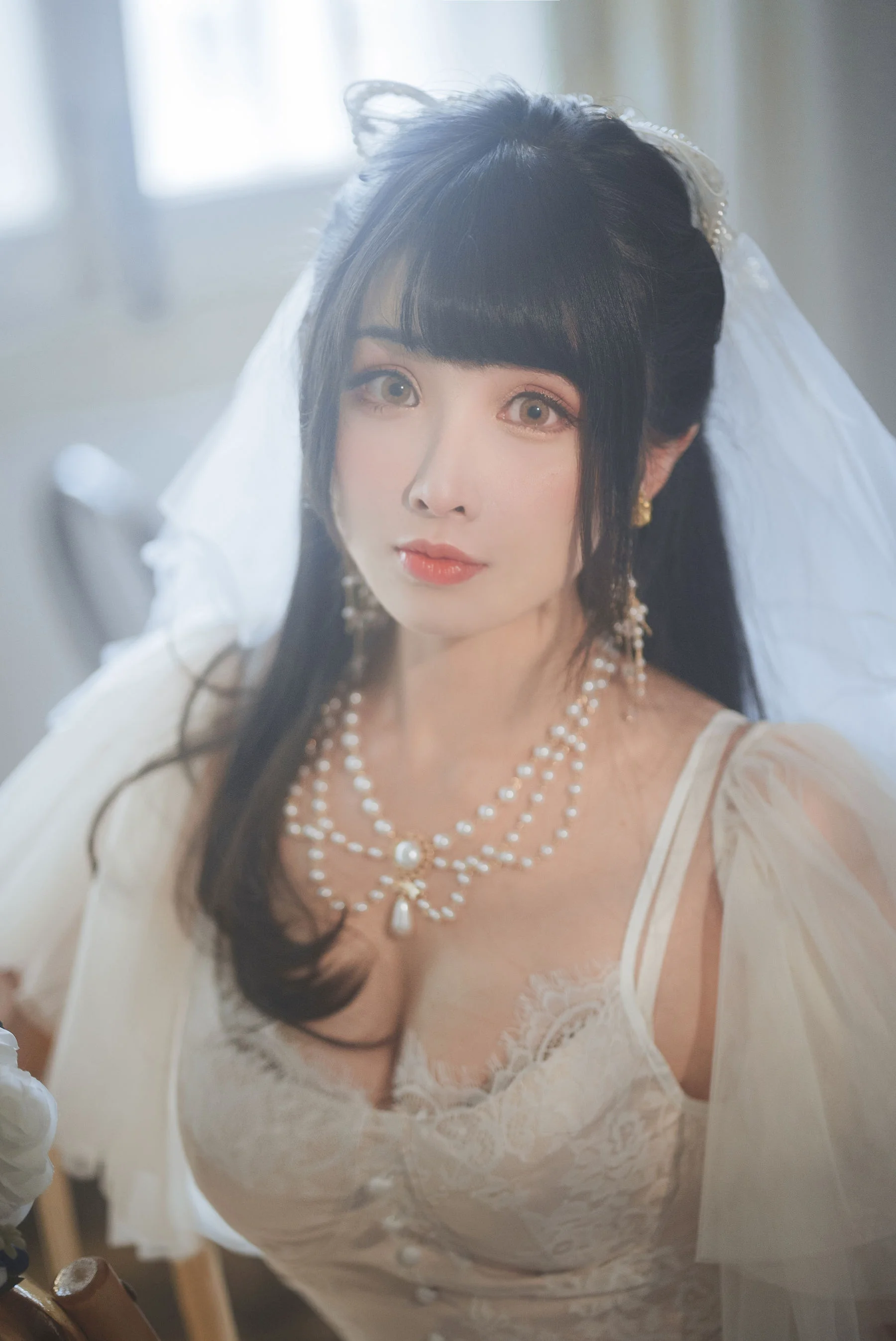 [网红COSER写真] rioko凉凉子 – 透明婚纱 - 爱照片
