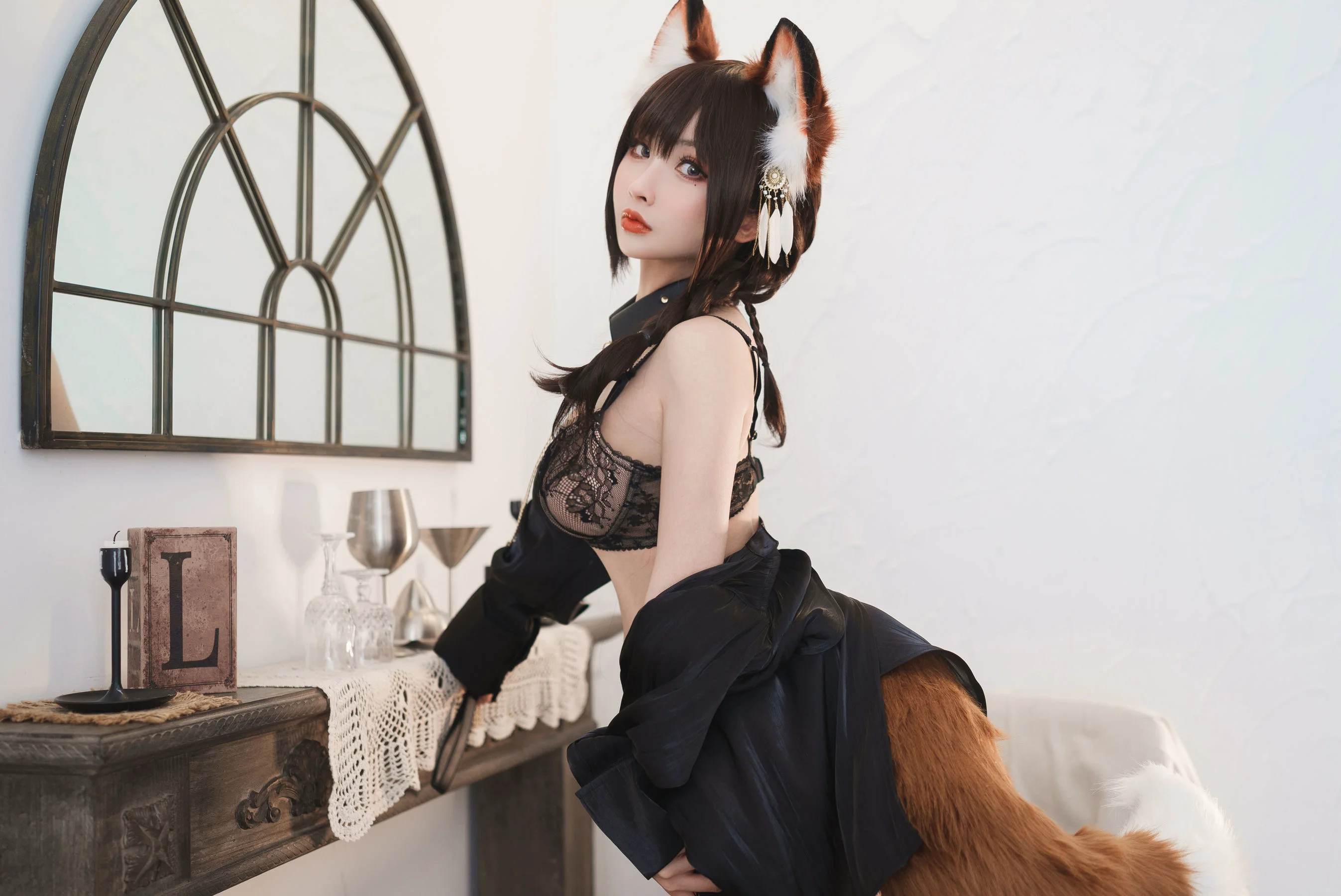 [网红COSER写真] rioko凉凉子 – 人形狐 套图 - 爱照片