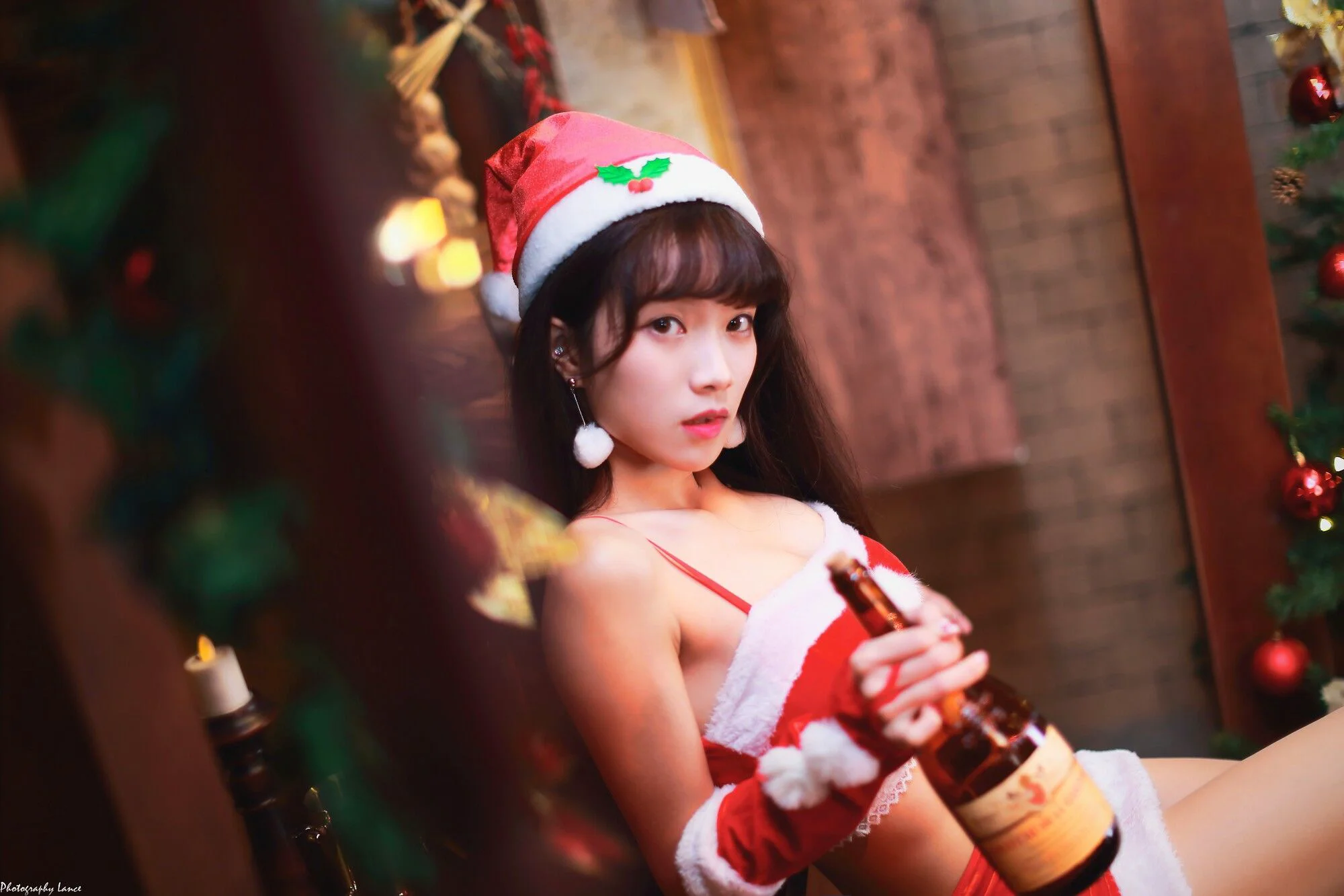 [台湾网红美女] Kitty 2017圣诞女郎 聖誕酒館 写真集 - 爱照片