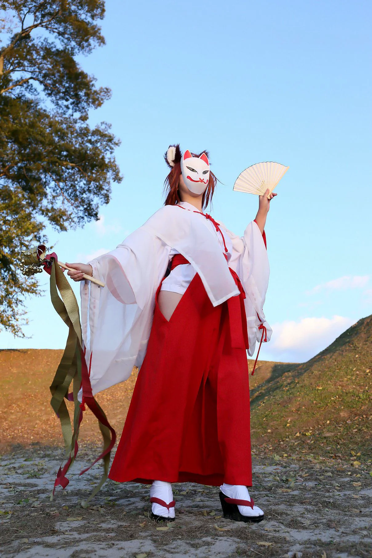 日暮りん [きつねっ狐倶楽部 2期生 Miko [日暮企画] 写真集 - 爱照片