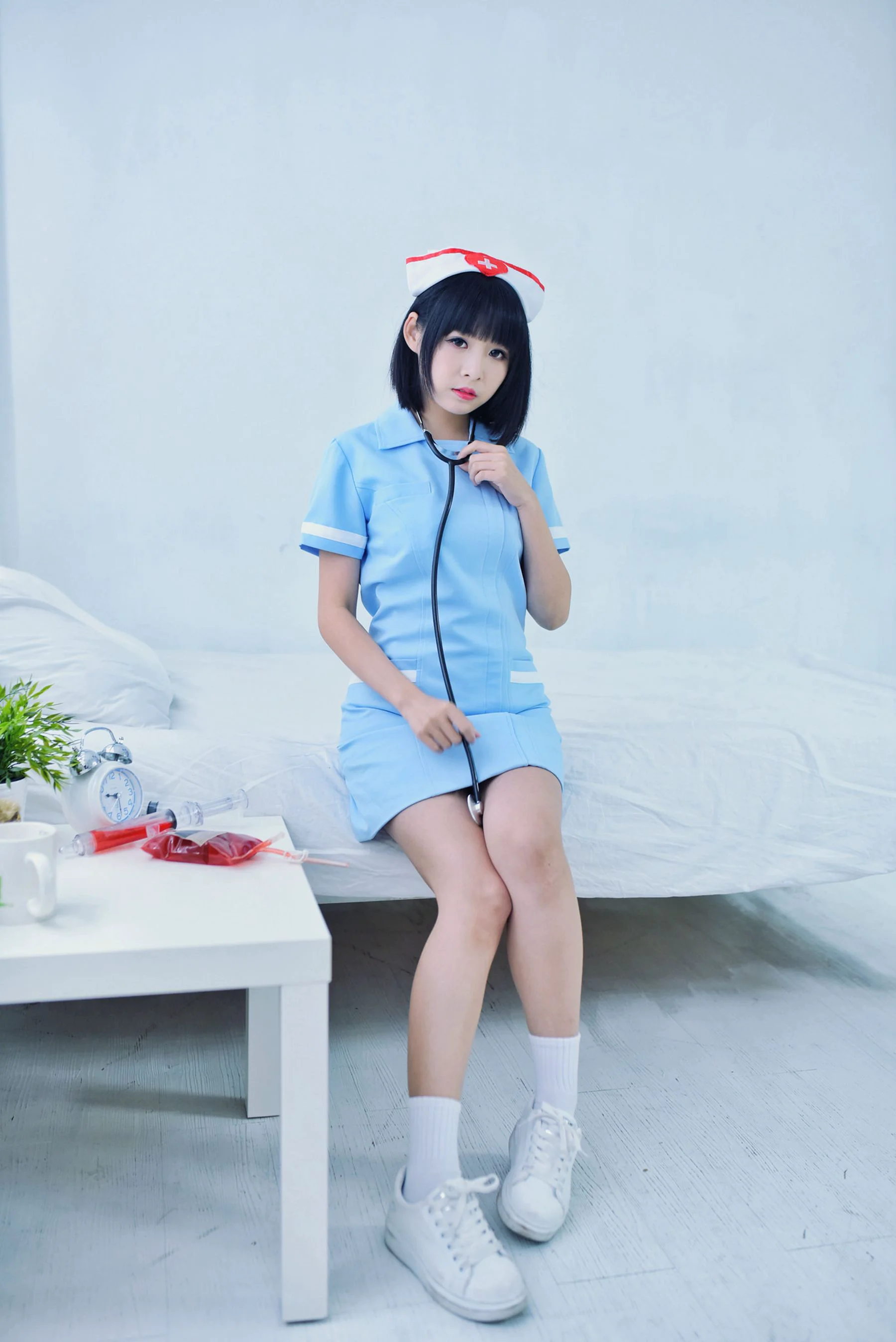 海琳《护士与女仆》 [台湾正妹] 写真集 - 爱照片
