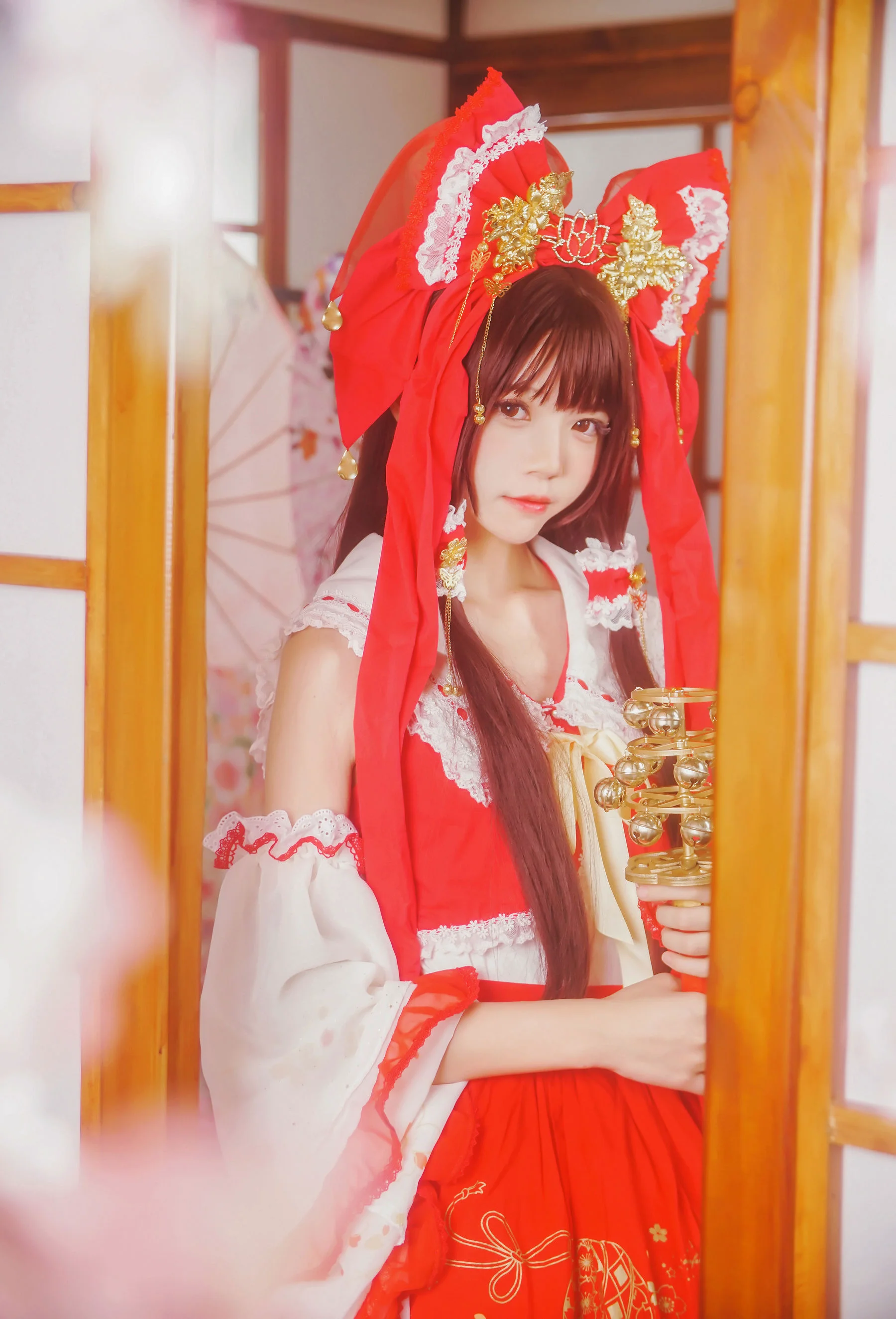 疯猫ss《灵梦》 [萝莉COS] 写真集 - 爱照片
