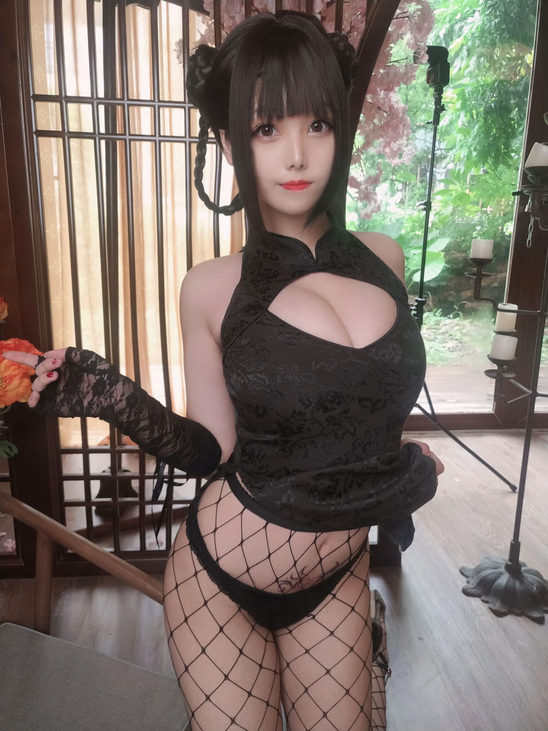 [网红COSER] 萌系小姐姐蜜汁猫裘 – 皮衣舞娘 写真集 - 爱照片