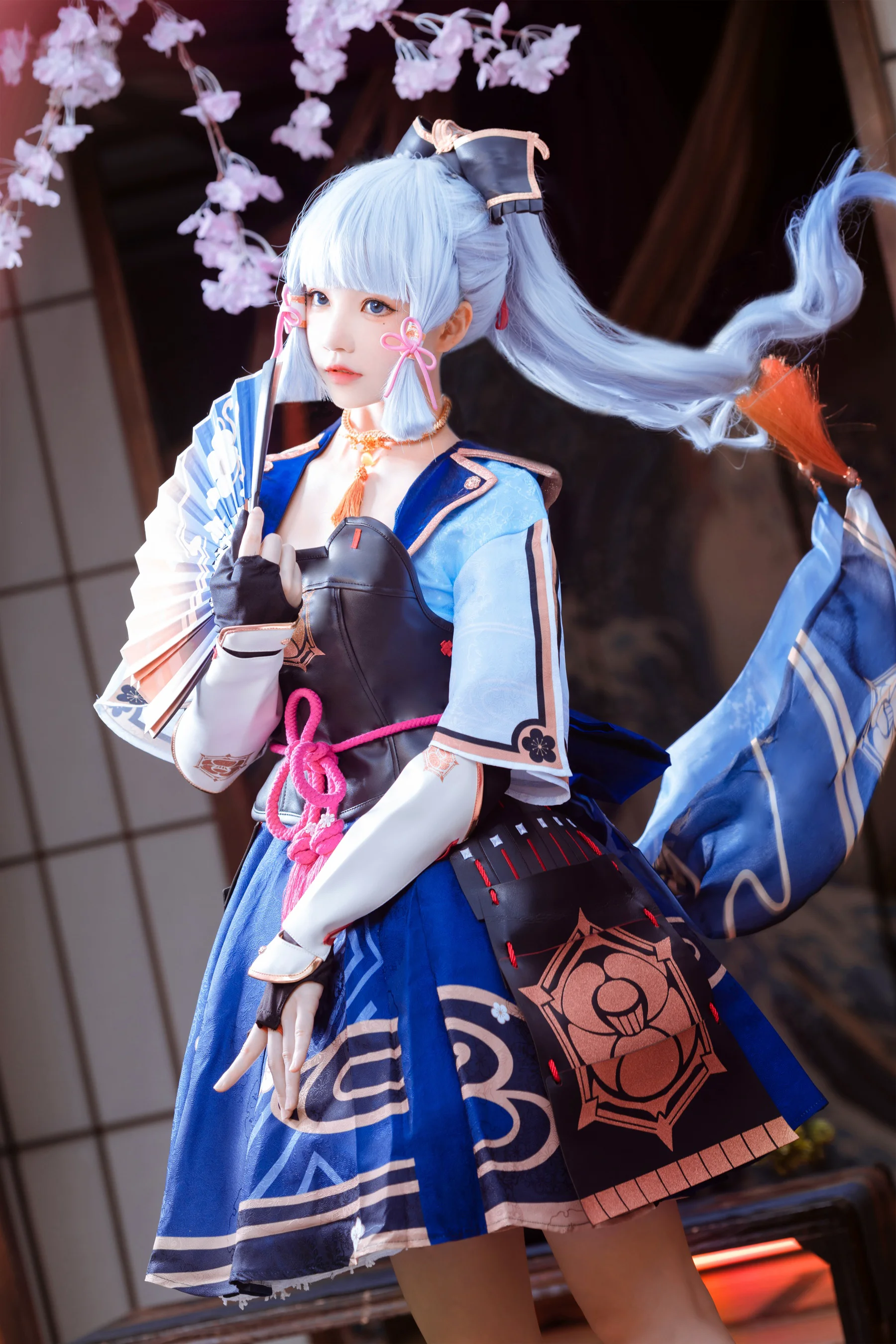 萝莉风COS 桜桃喵 – 神里绫华 - 爱照片