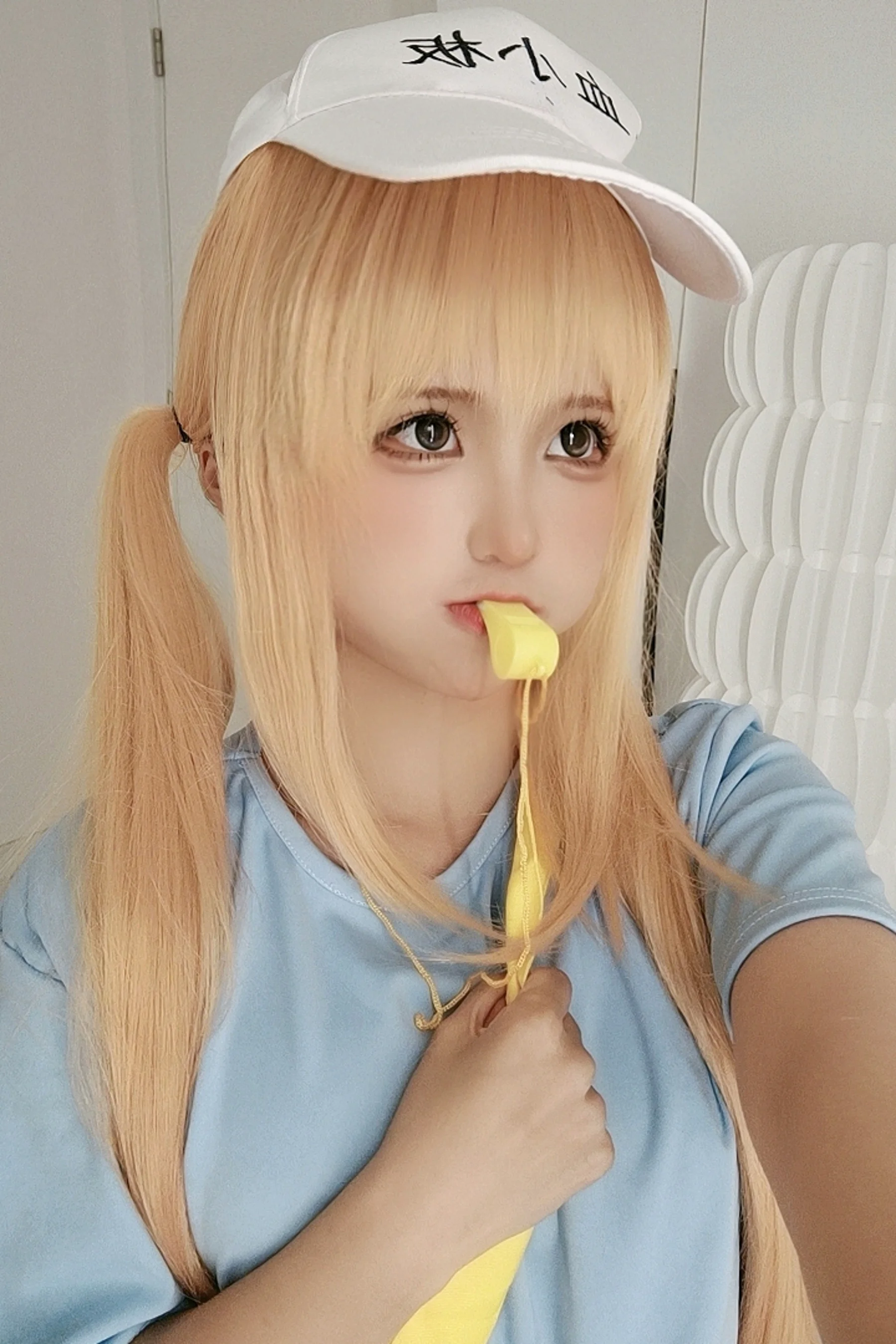 知名Coser@蠢沫沫 四套自拍（血小板+黄漫老师+洛天依+间谍过家家） - 爱照片