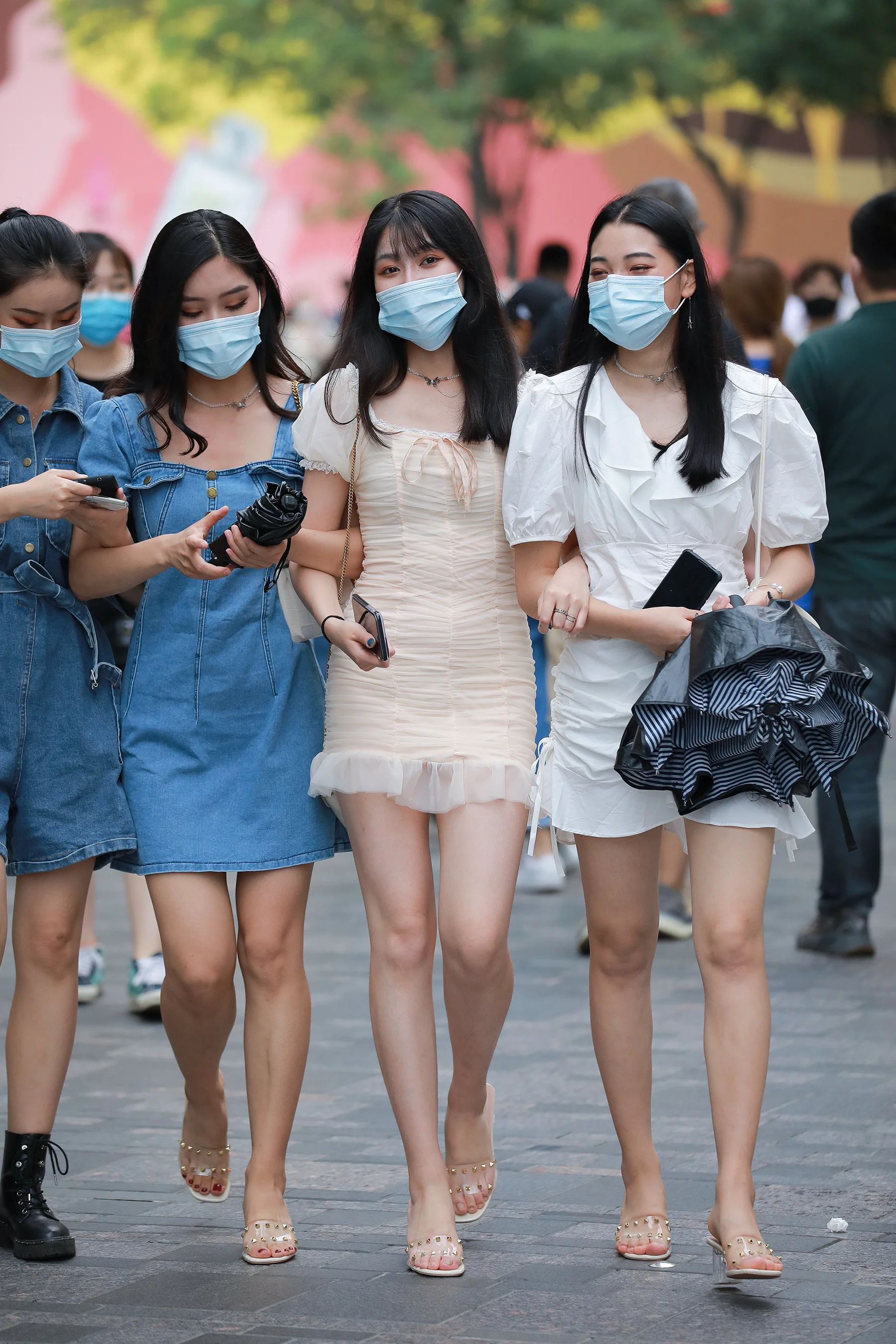 四九城嘎子街拍作品 – 姐妹 写真 - 爱照片