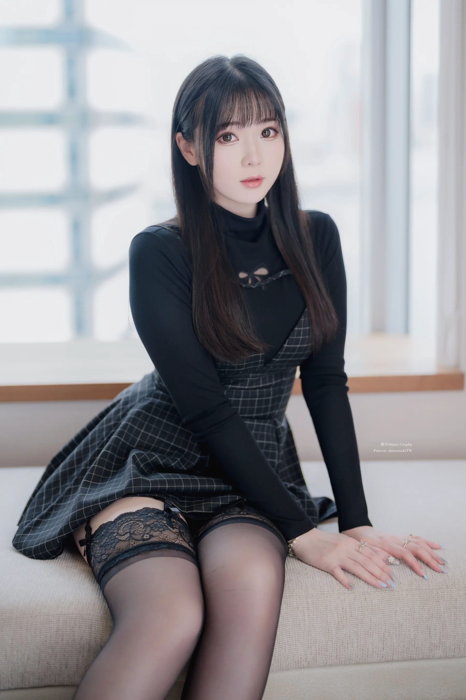 霜月shimo – 日本饭店黑私服 - 爱照片