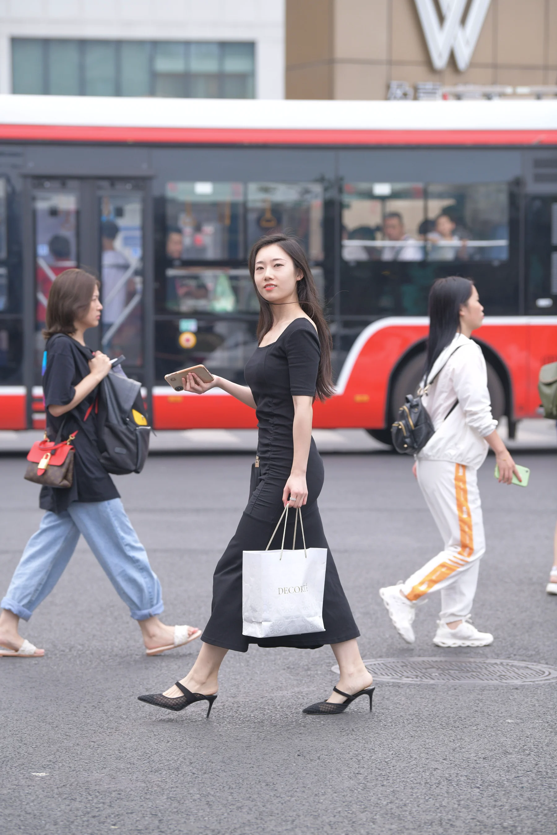 视觉冲击作品 – 遇见-盛夏-小姐姐 写真 - 爱照片