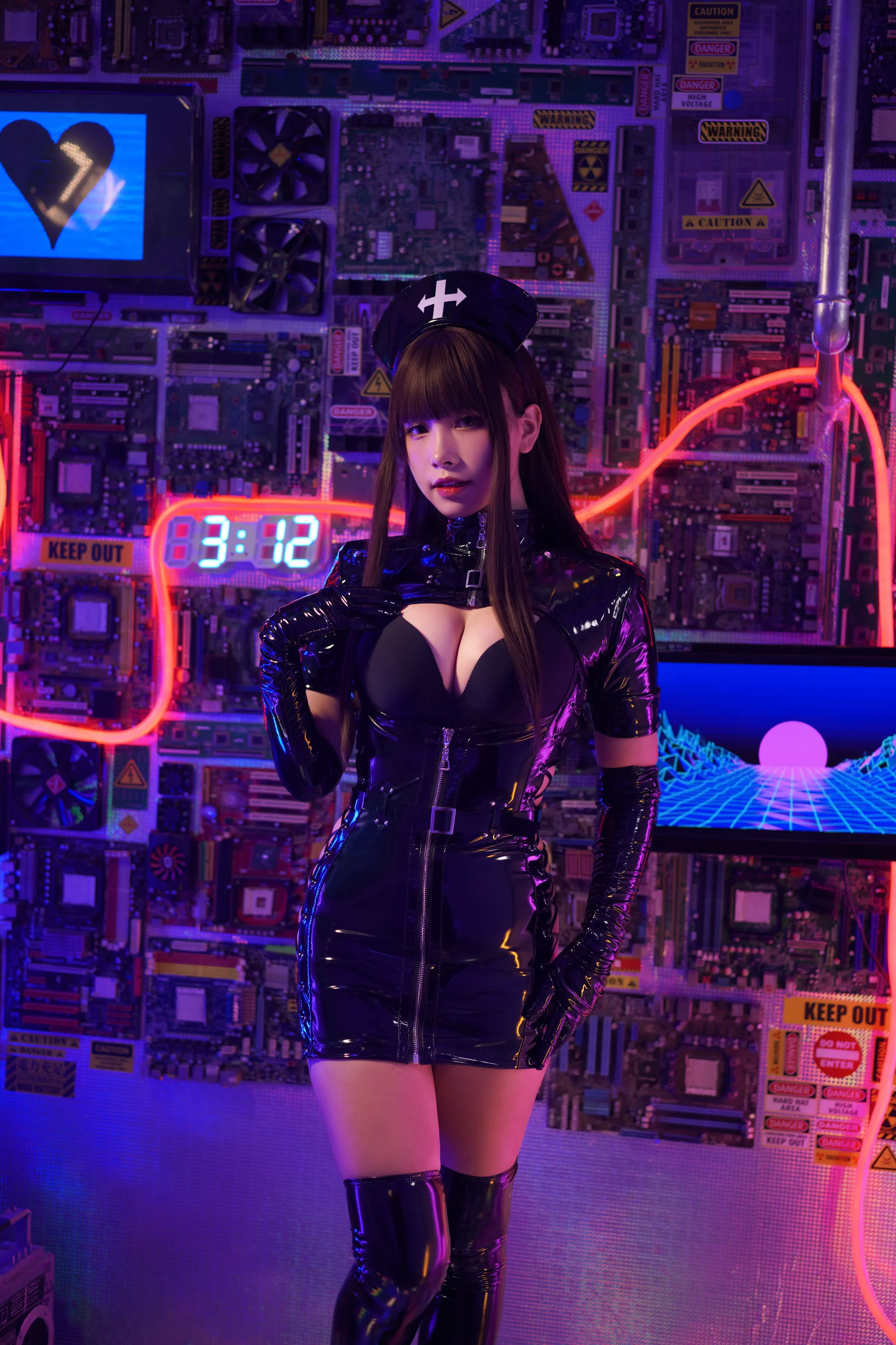 Neko-薇薇 – 暗黑护士 - 爱照片
