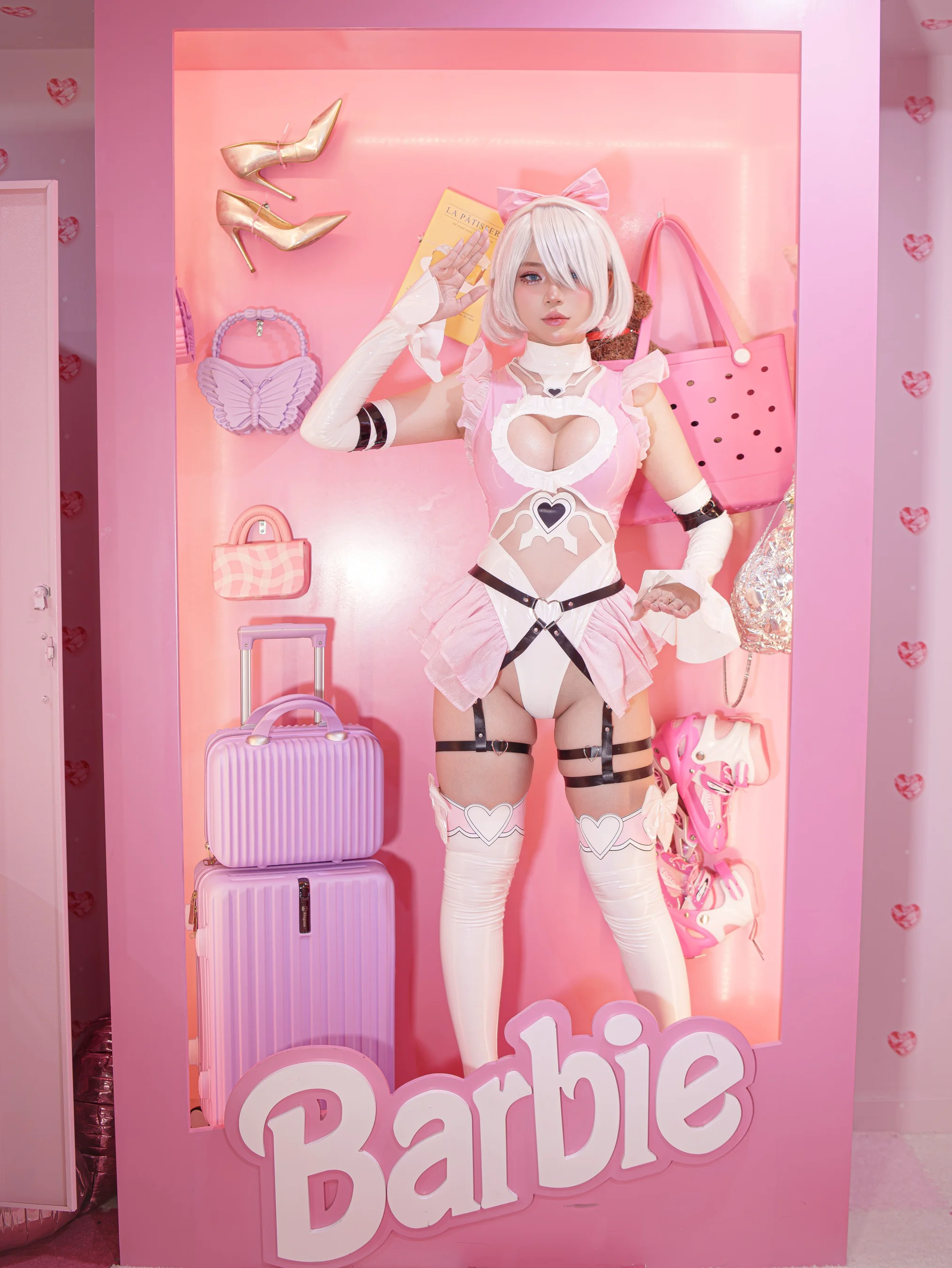 ZinieQ – 2B Barbie - 爱照片