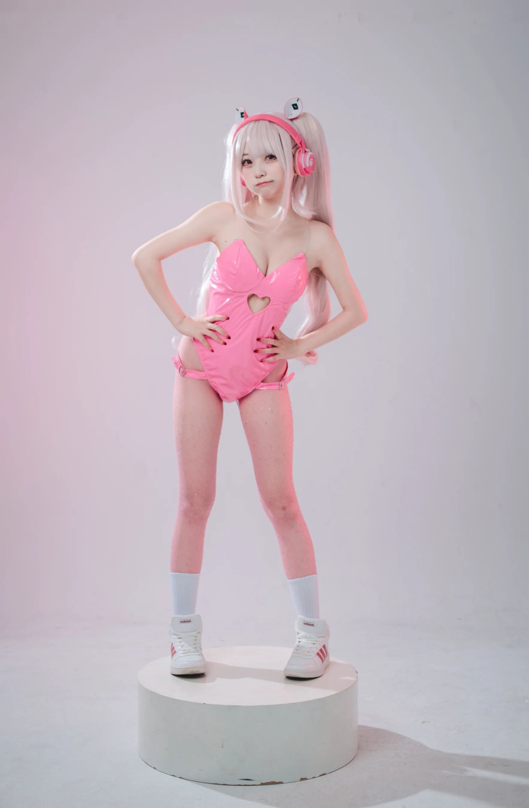 花铃 – 爱丽丝兔女郎 - 爱照片