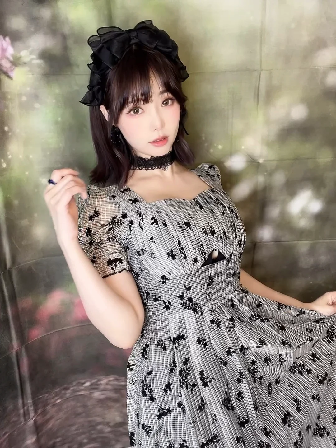 ElyEE子 – Roses After the Rain 雨後玫瑰 - 爱照片