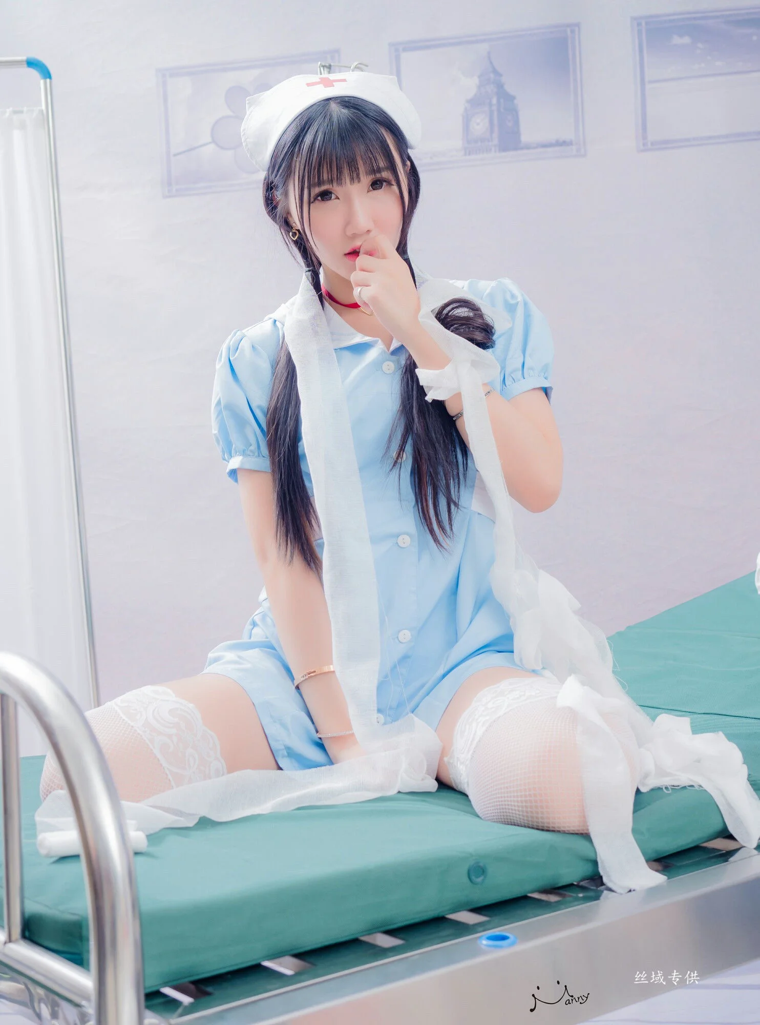 [台湾正妹] 喬喬兒《粉蓝護士風》 写真集 - 爱照片