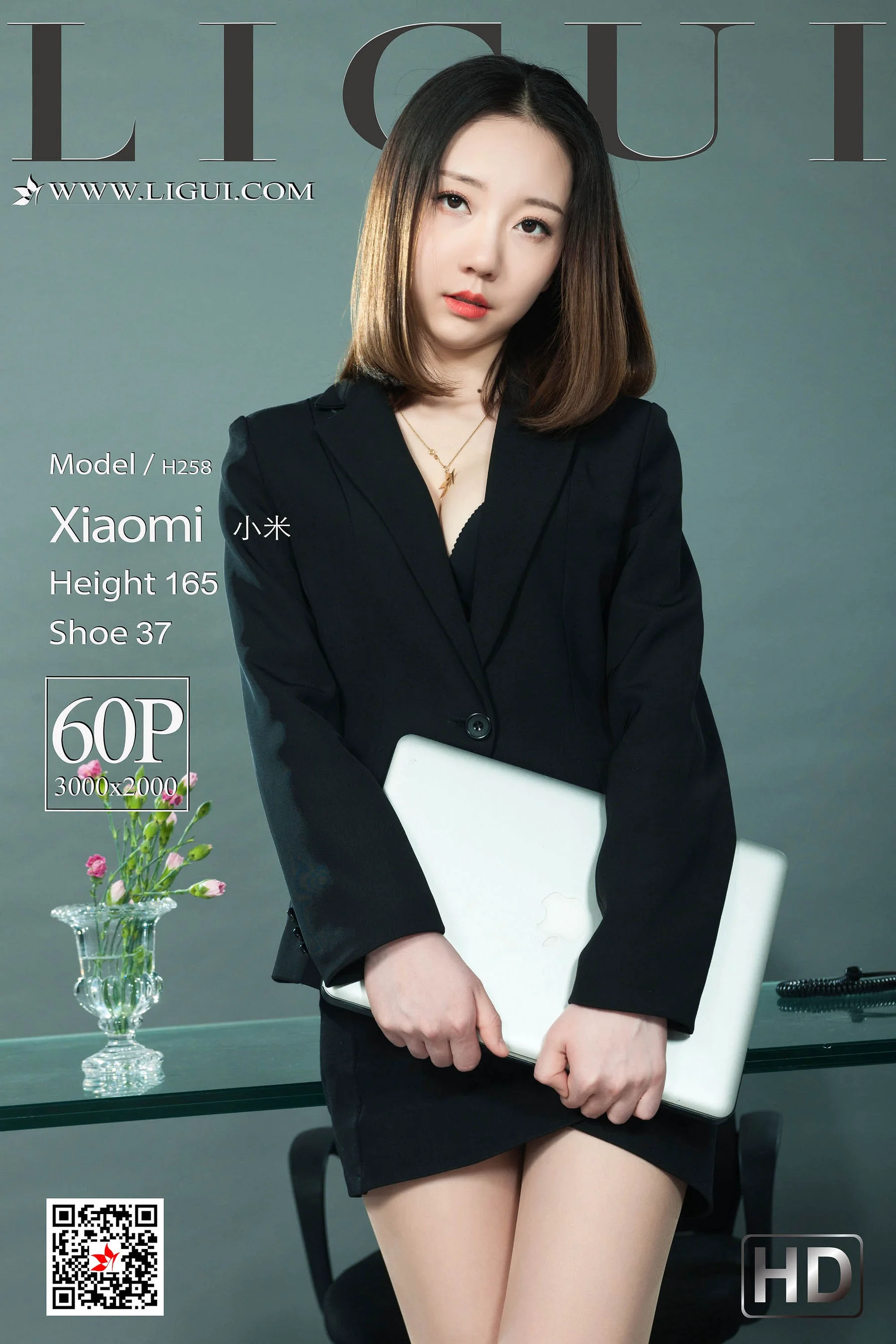 模特小米《肉丝OL女郎》 [丽柜Ligui] 美腿丝足写真集 - 爱照片