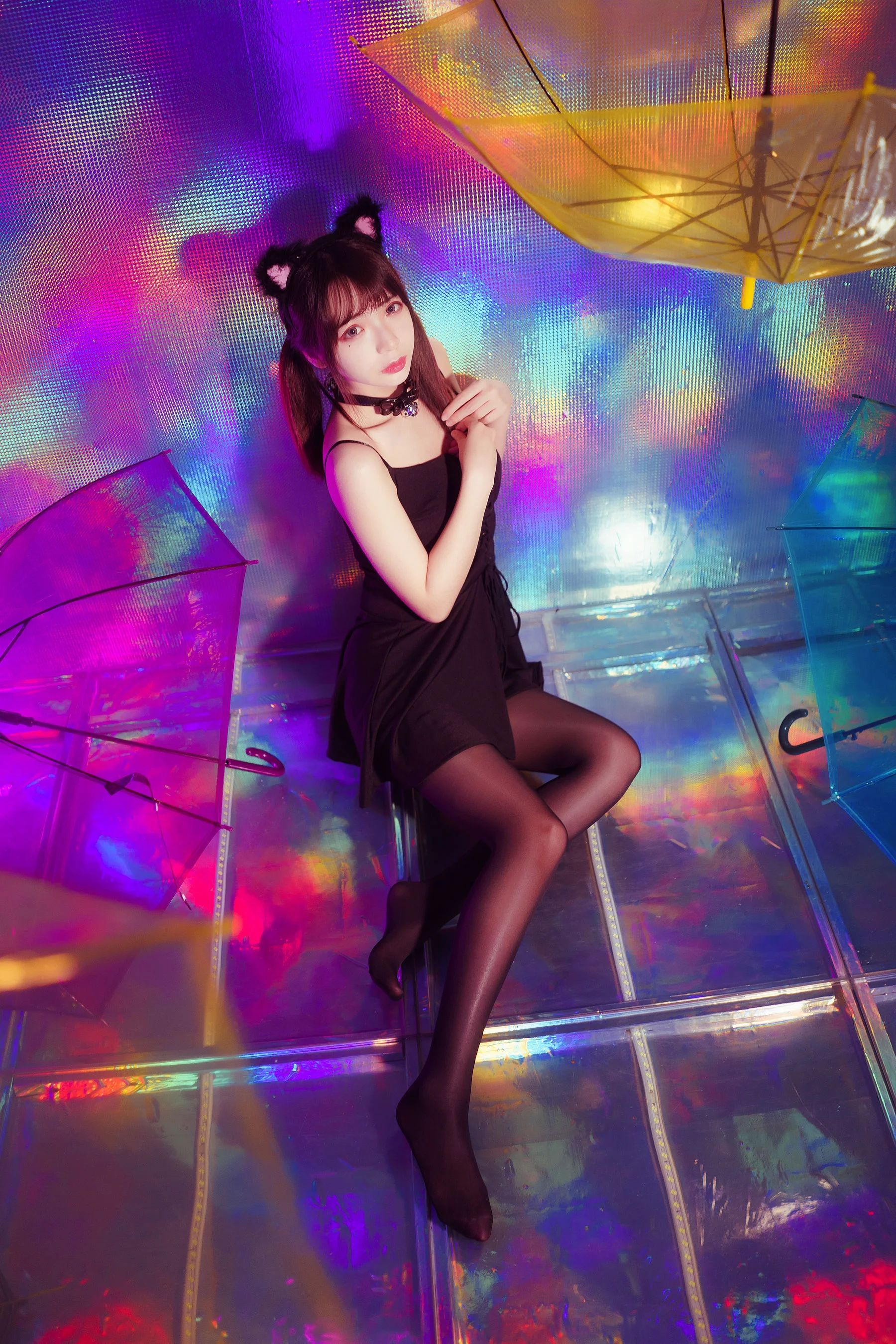 疯猫ss《丝袜狂想曲(光)》 [萝莉COS] 写真集 - 爱照片