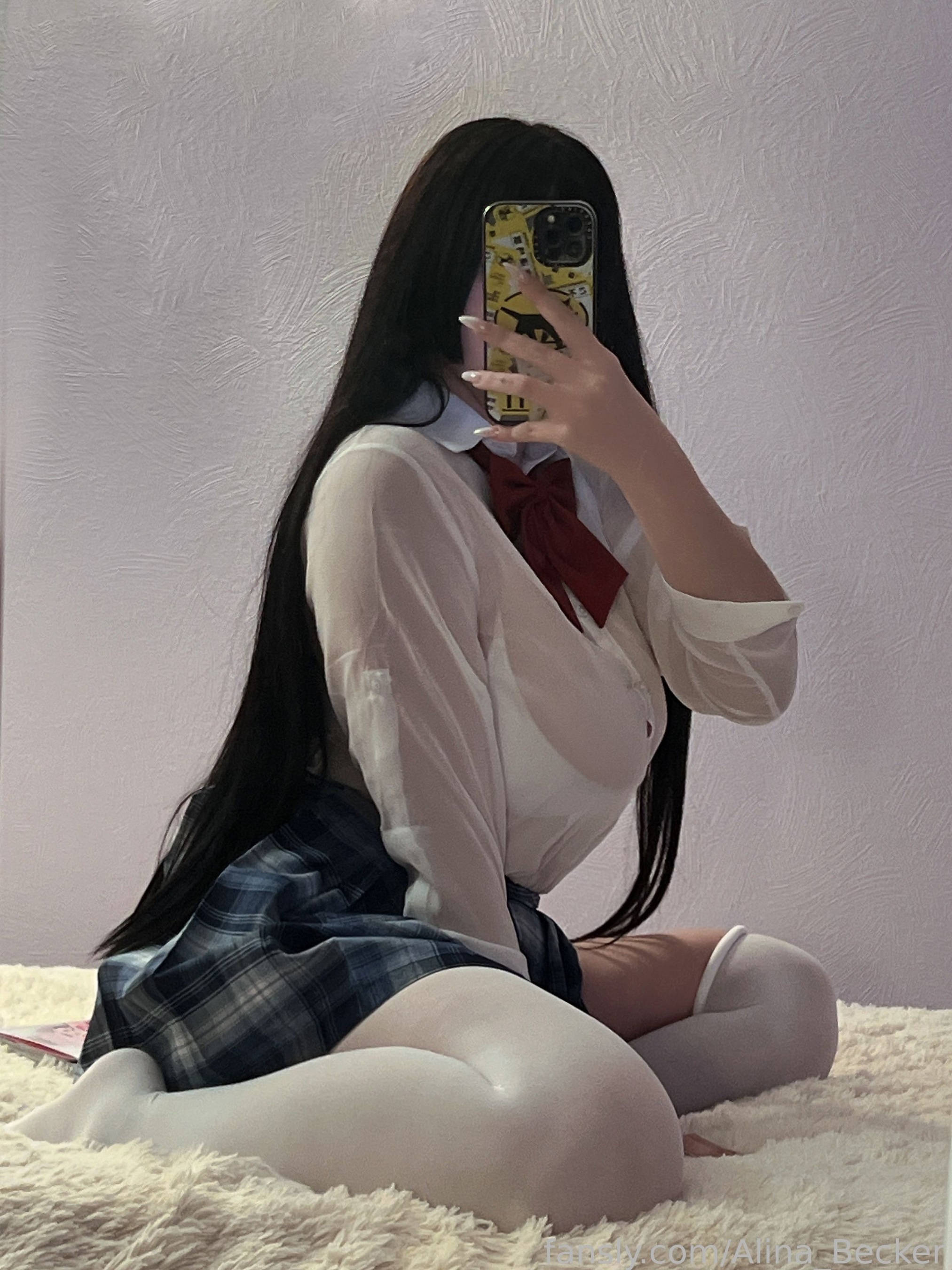 Alina Becker – Schoolgirl - 爱照片