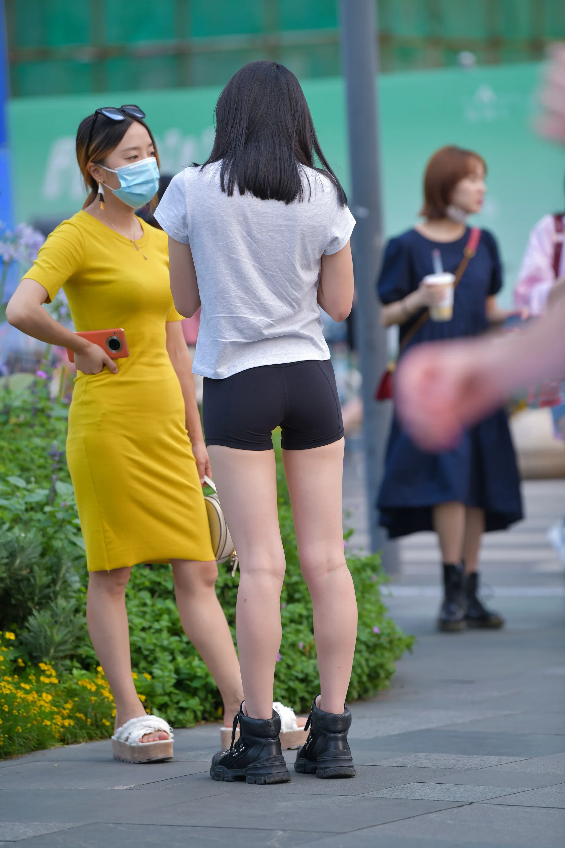 视觉冲击作品 – 草莓的味道之紧身短裤 写真 - 爱照片
