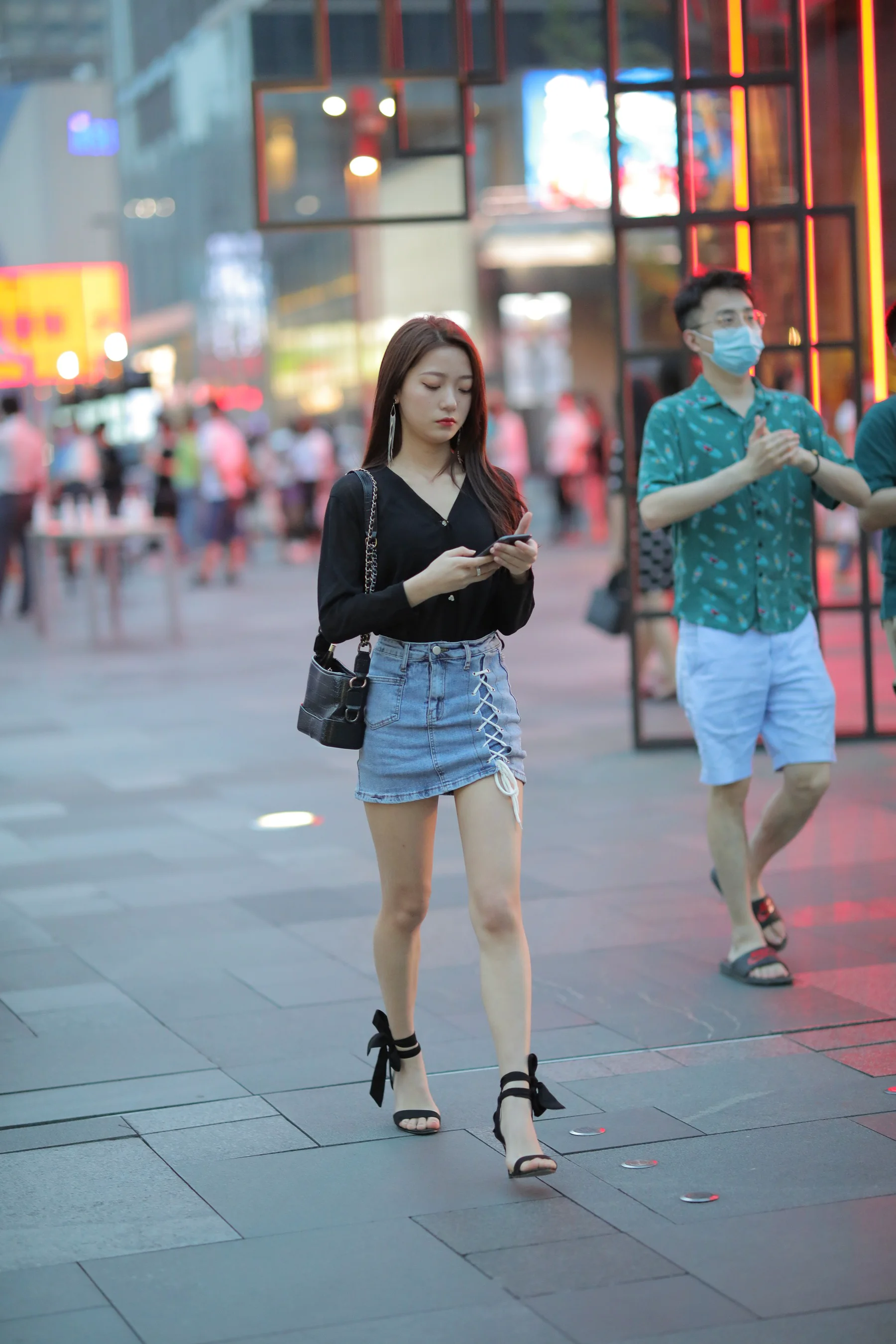 凯恩公爵作品 短裙小美女 写真 - 爱照片