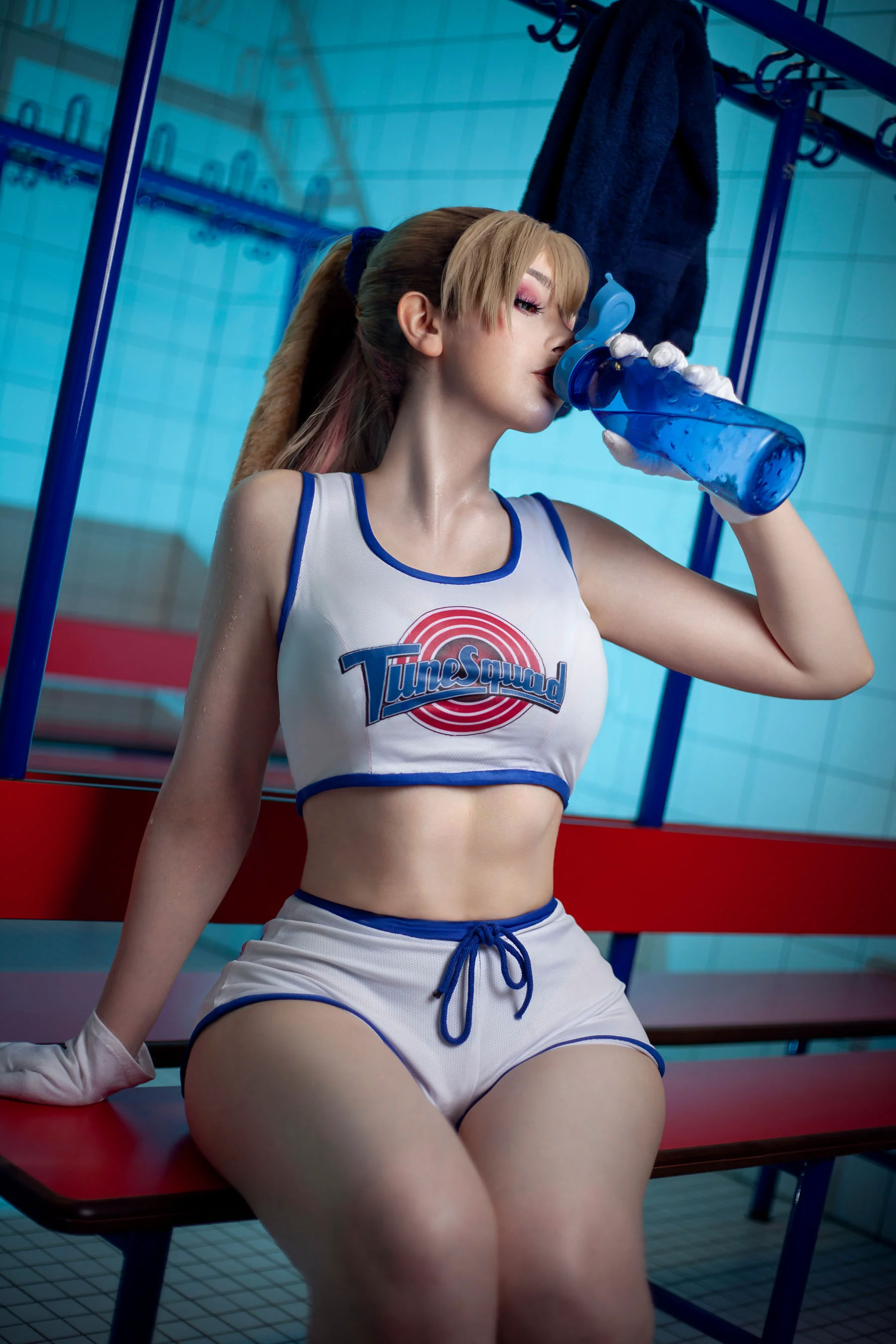 [COS福利] SayaTheFox – Lola 写真套图 - 爱照片