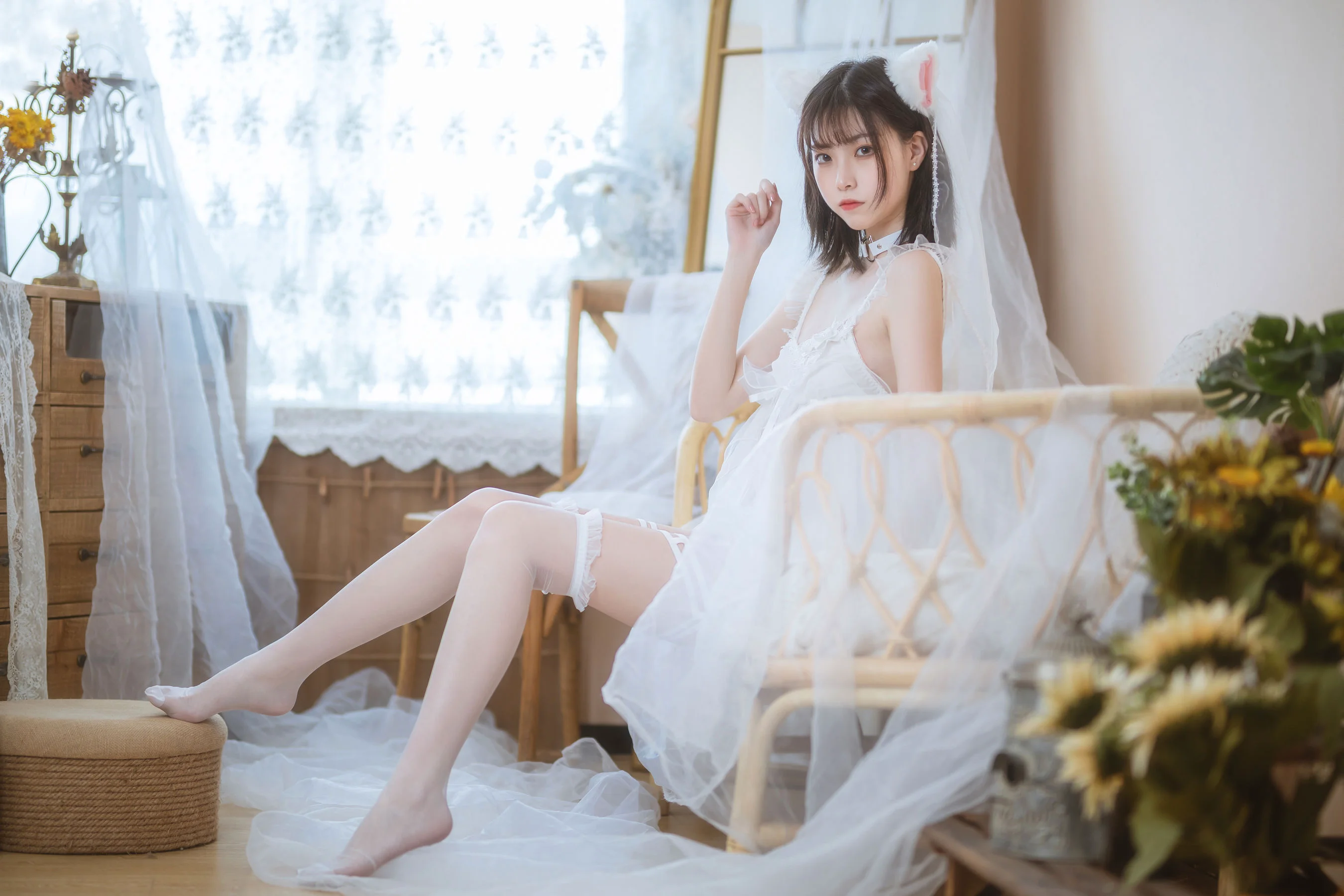 [福利COS] 许岚 – 少女白色裙 - 爱照片