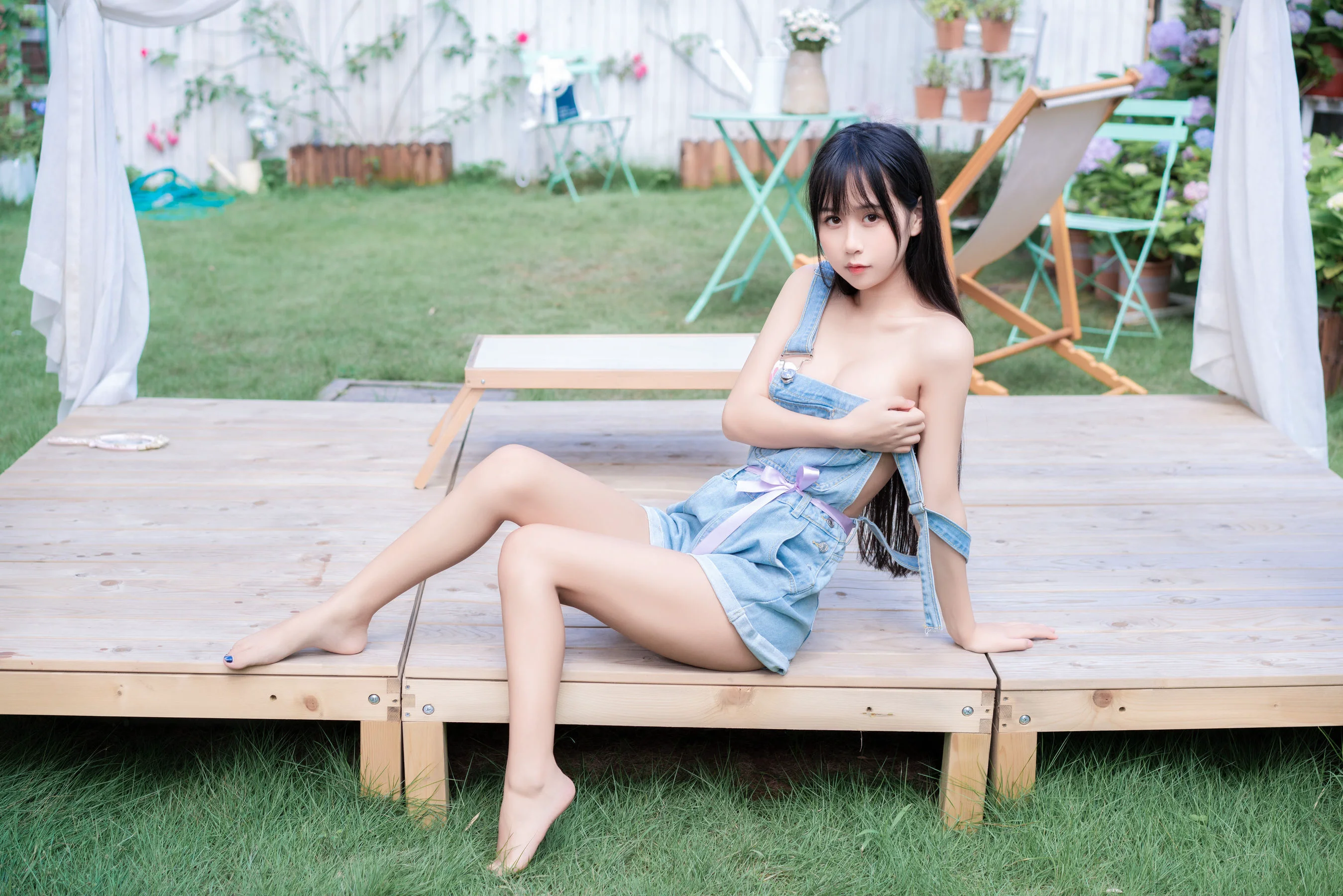 [COS福利] 萌芽儿o0 – 西瓜与夏天 写真套图 - 爱照片