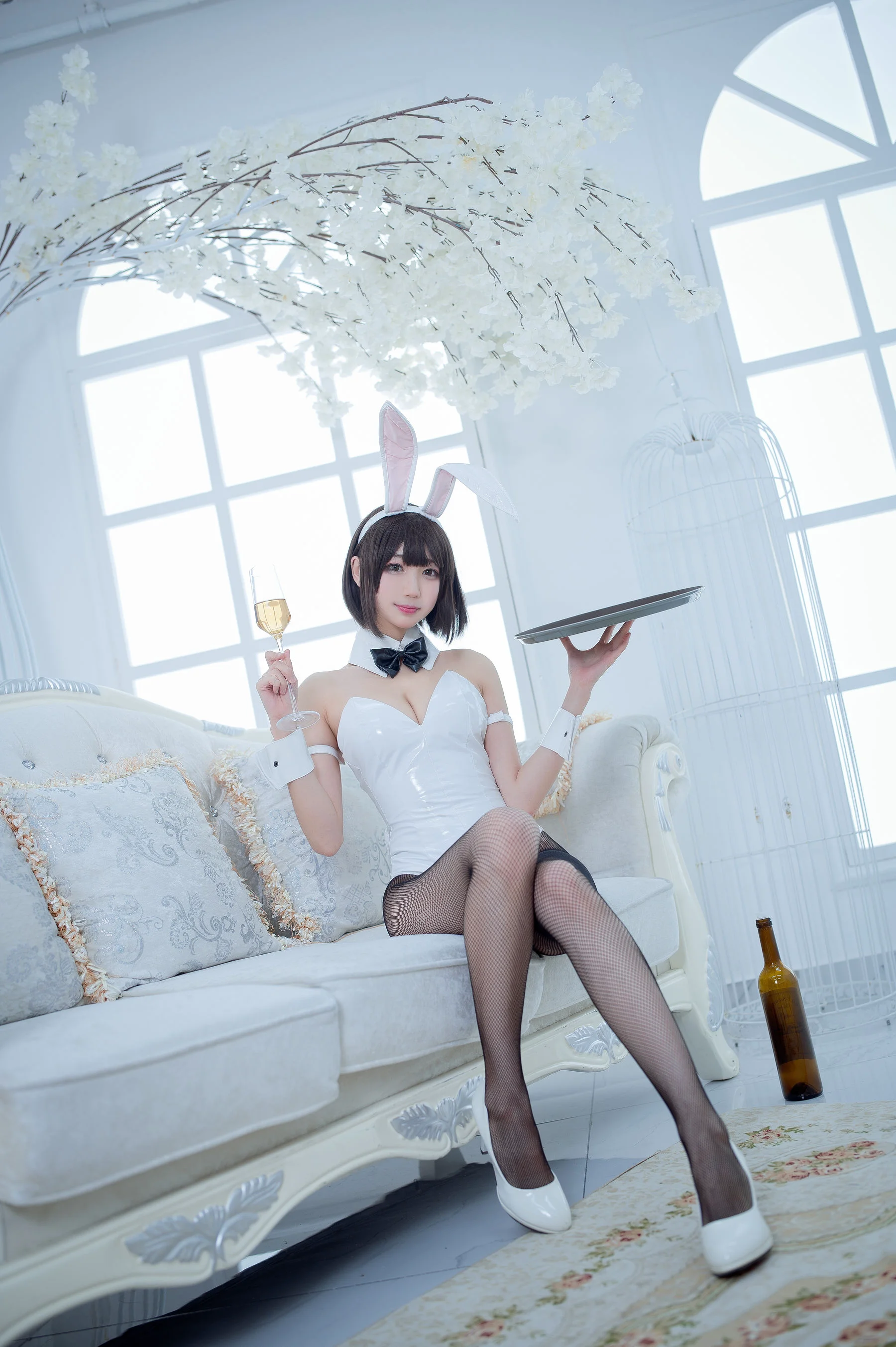 [COS福利] 周叽是可爱兔兔 – 加藤惠兔女郎 - 爱照片