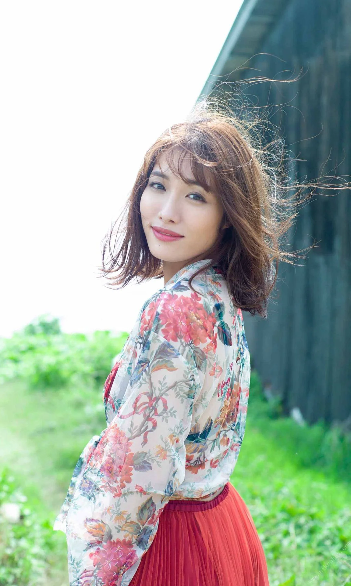 今野杏南写真集「寝ても覚めても」 週プレ PHOTO BOOK - 爱照片