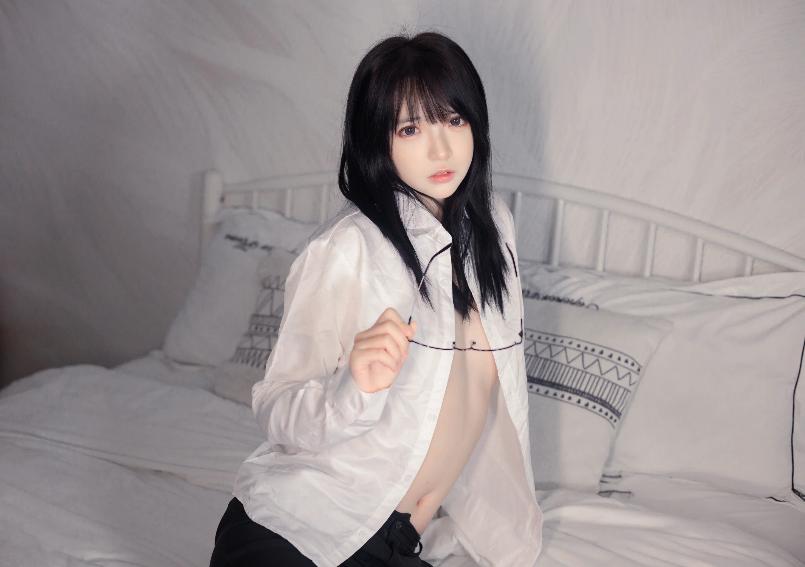COS美女 疯猫ss – 长裤OL - 爱照片