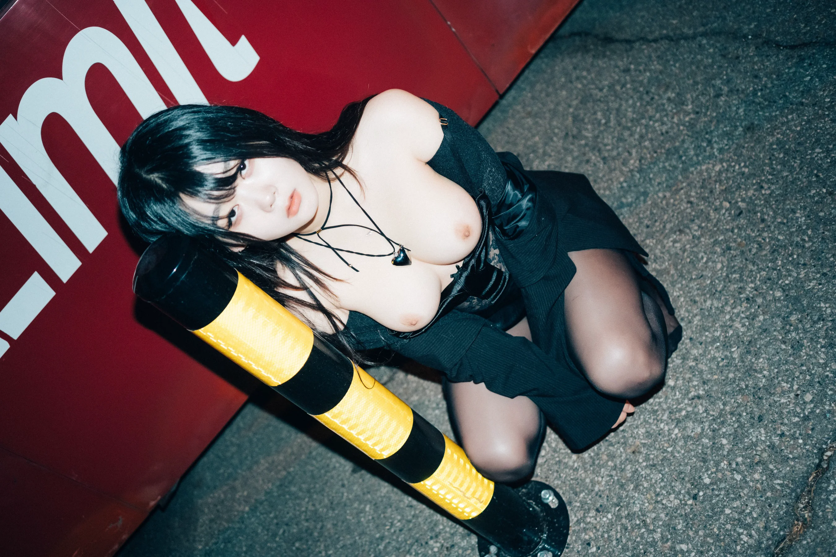 [Loozy] Zia (지아) – XXX At Night Road - 爱照片