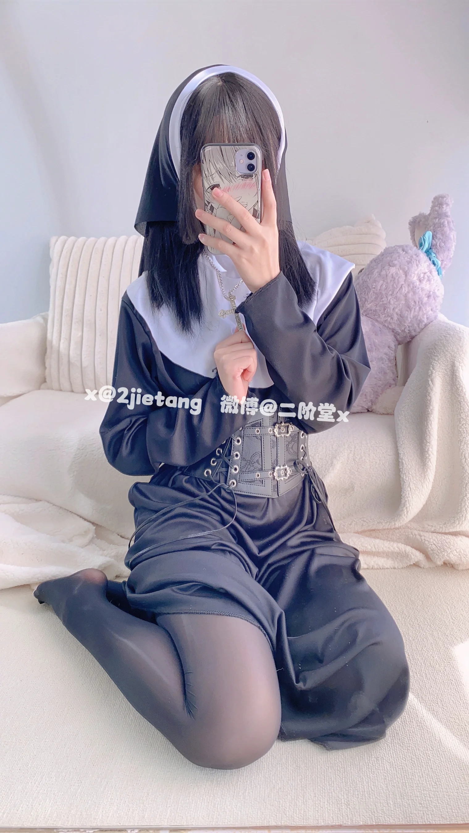 二阶堂 (宅绘子) – 修女 - 爱照片