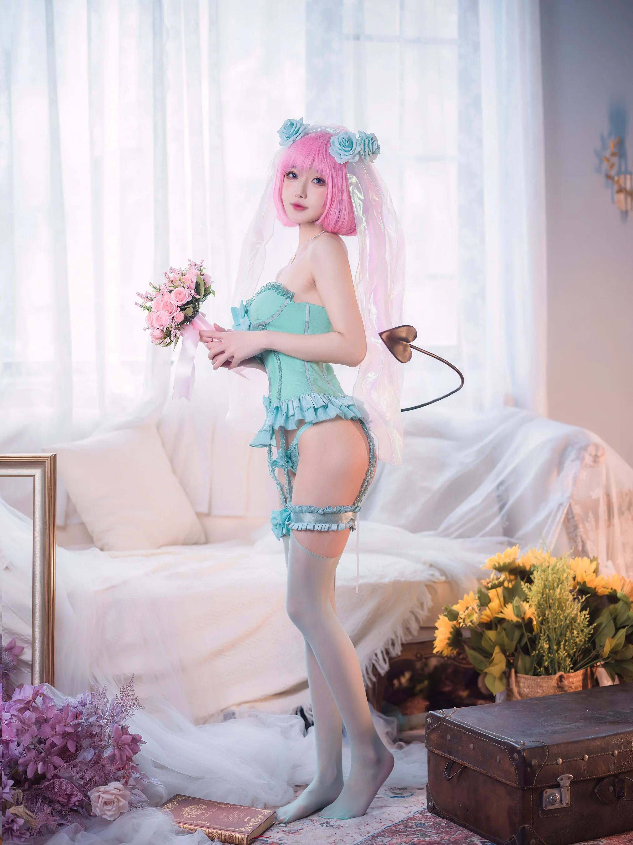 阿包也是兔娘 – 王女梦梦 婚纱内衣 - 爱照片