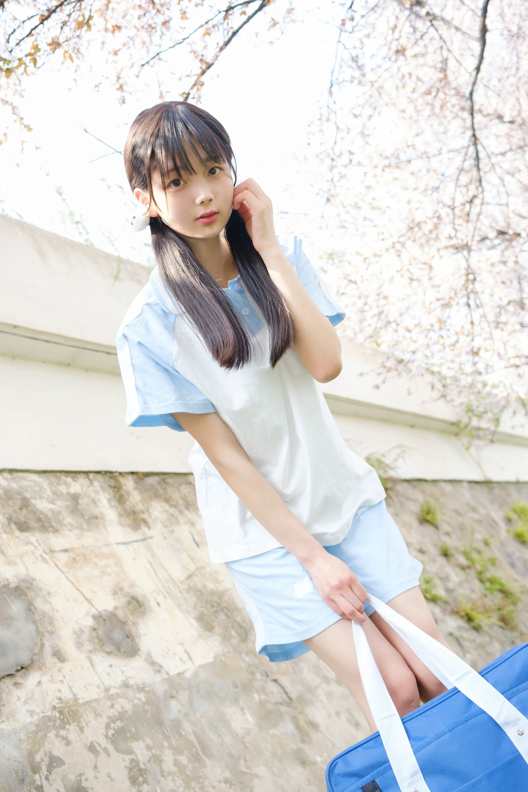 稚乖画册 – 运动服 - 爱照片