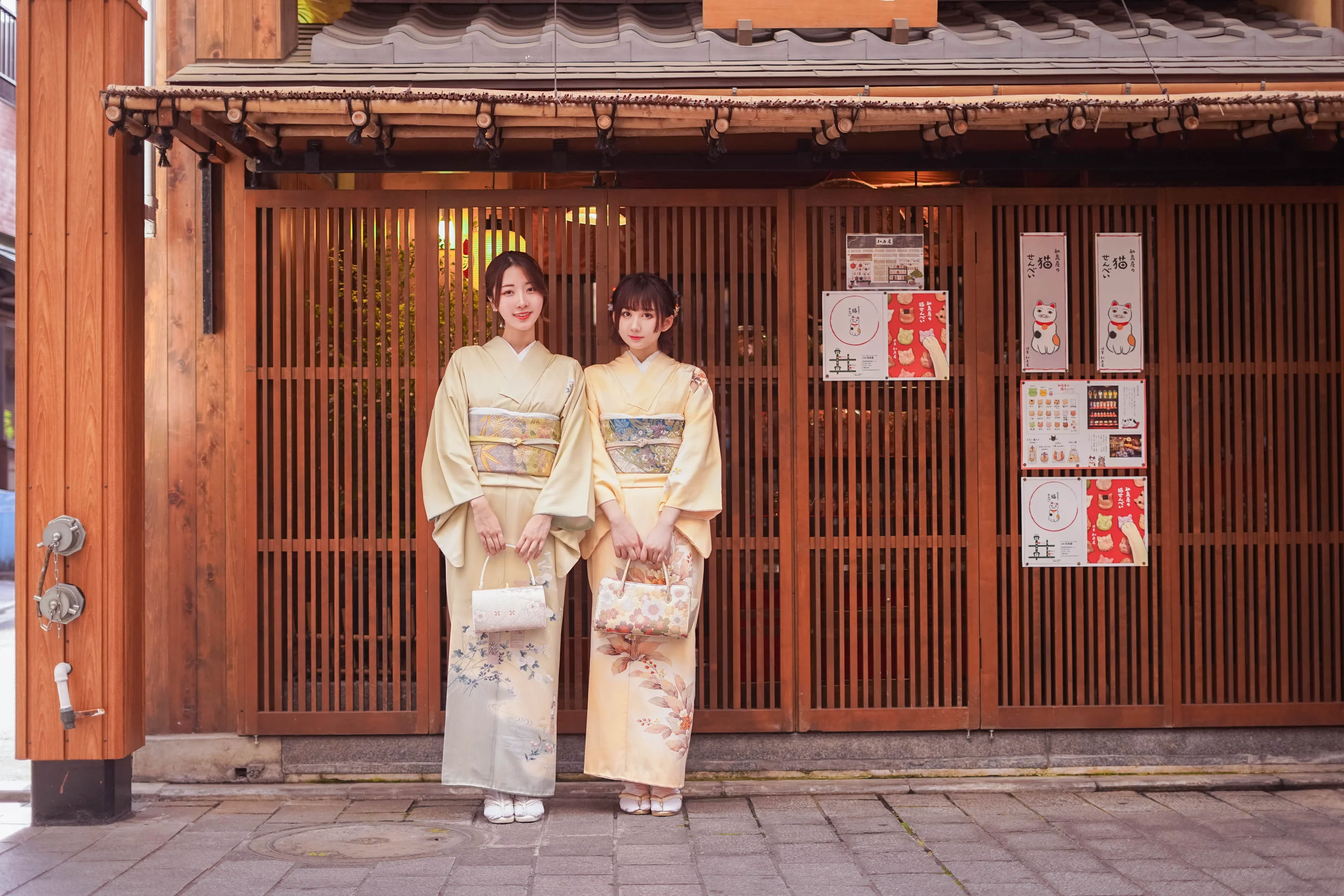 人气Coser黑川&浅野菌子 《少女心事2》 写真集 - 爱照片