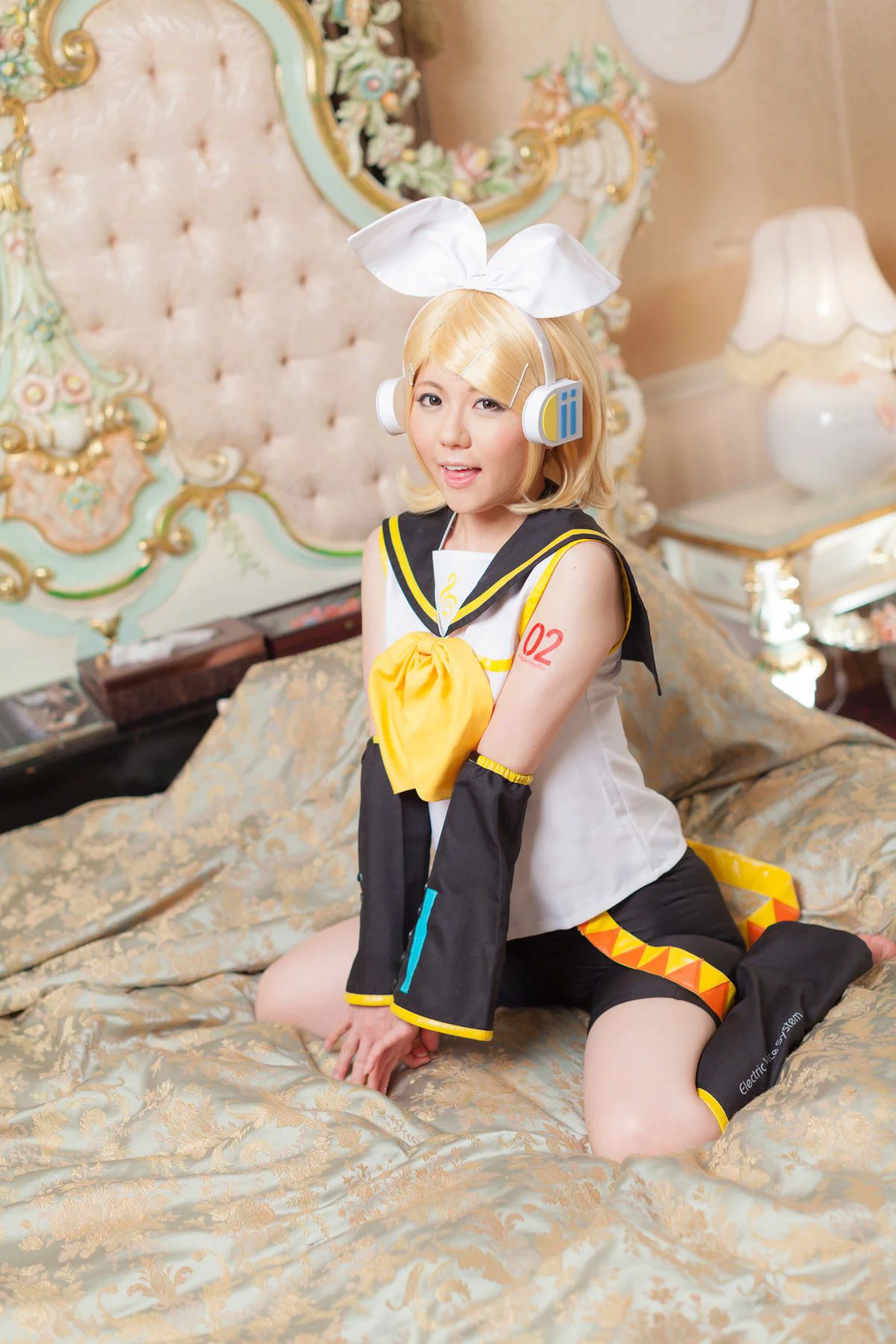 荒木まい (荒木麻衣) 《VOCALOID》Kagamine Rin(鏡音リン) [@factory] 写真集 - 爱照片