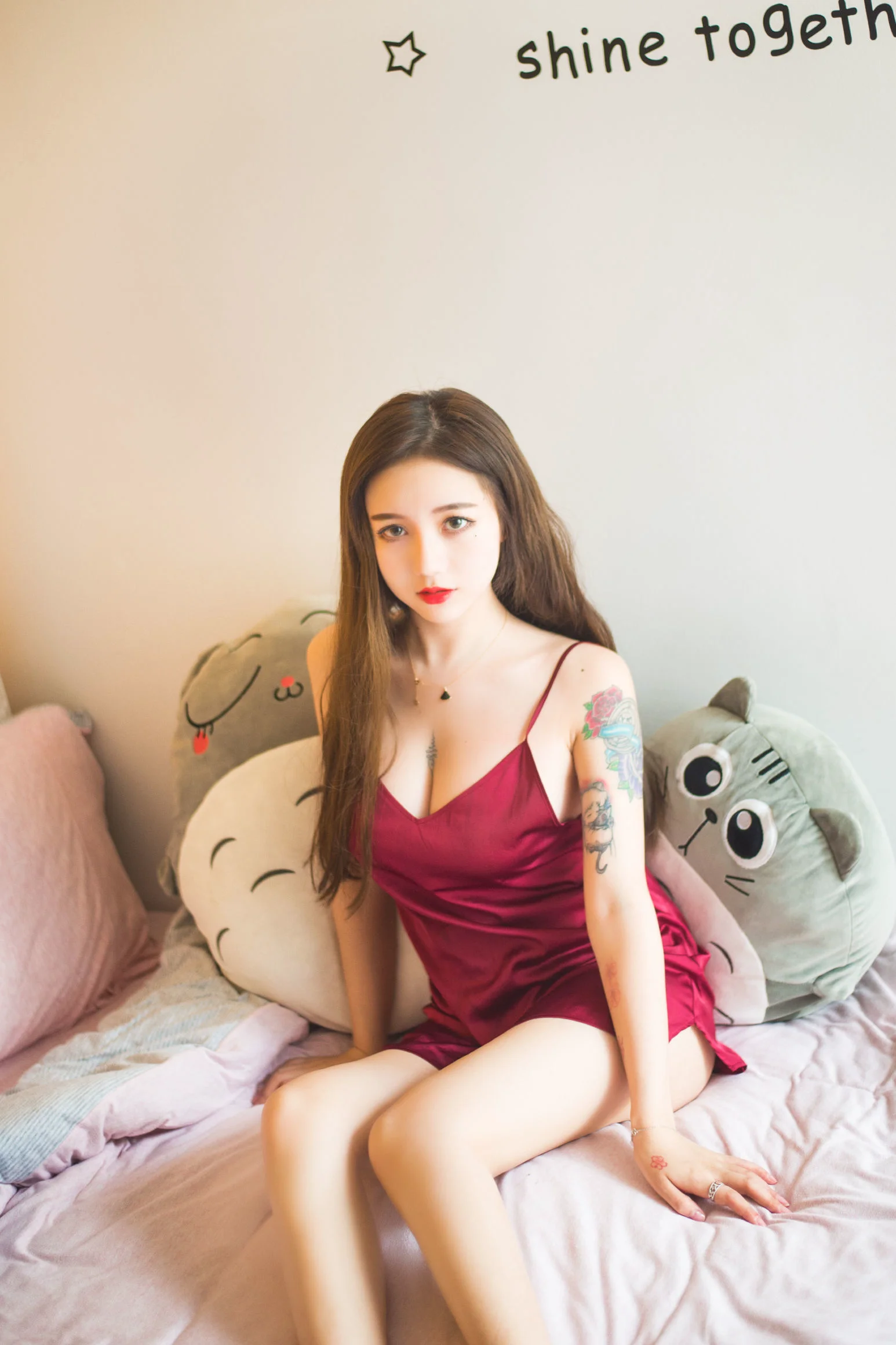 洛丽塔大哥《吊带睡衣》 [萝莉COS] 写真集 - 爱照片