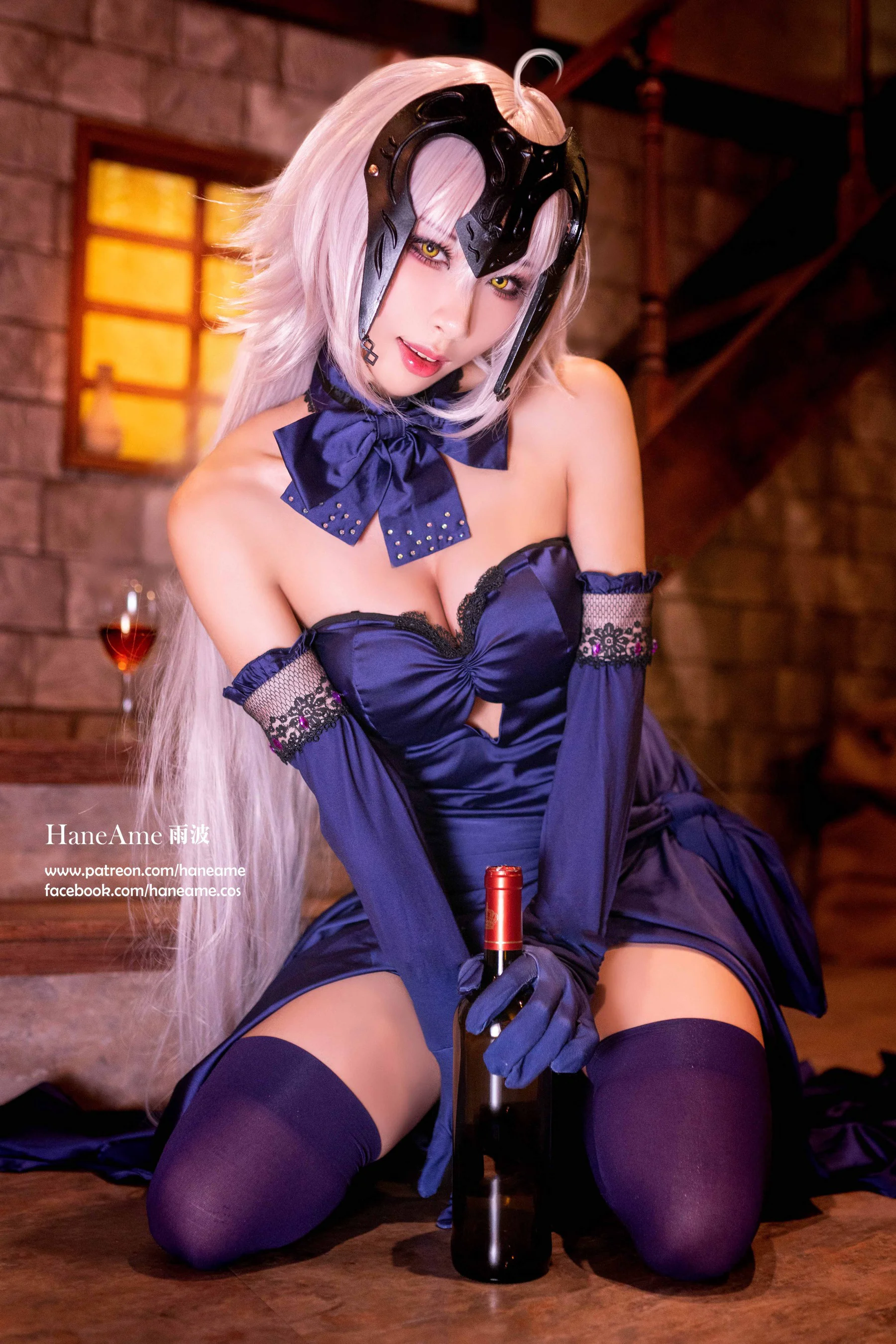 [网红COSER写真] Hane Ame 雨波 – Jeane Alter Gown - 爱照片