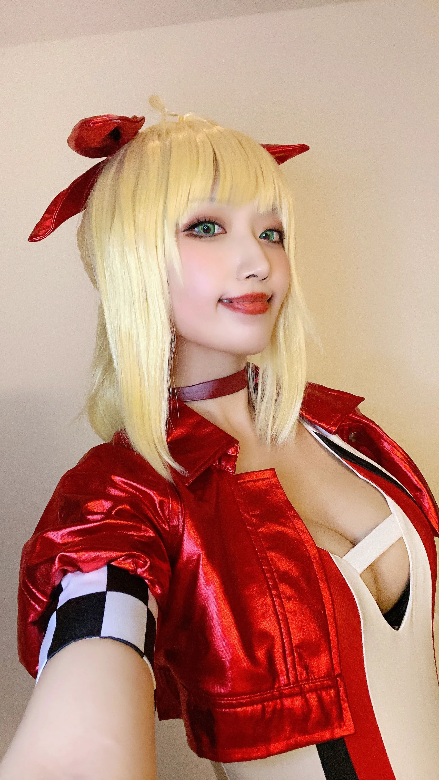 [Cosplay] 切切celia – 尼禄赛车 写真套图 - 爱照片