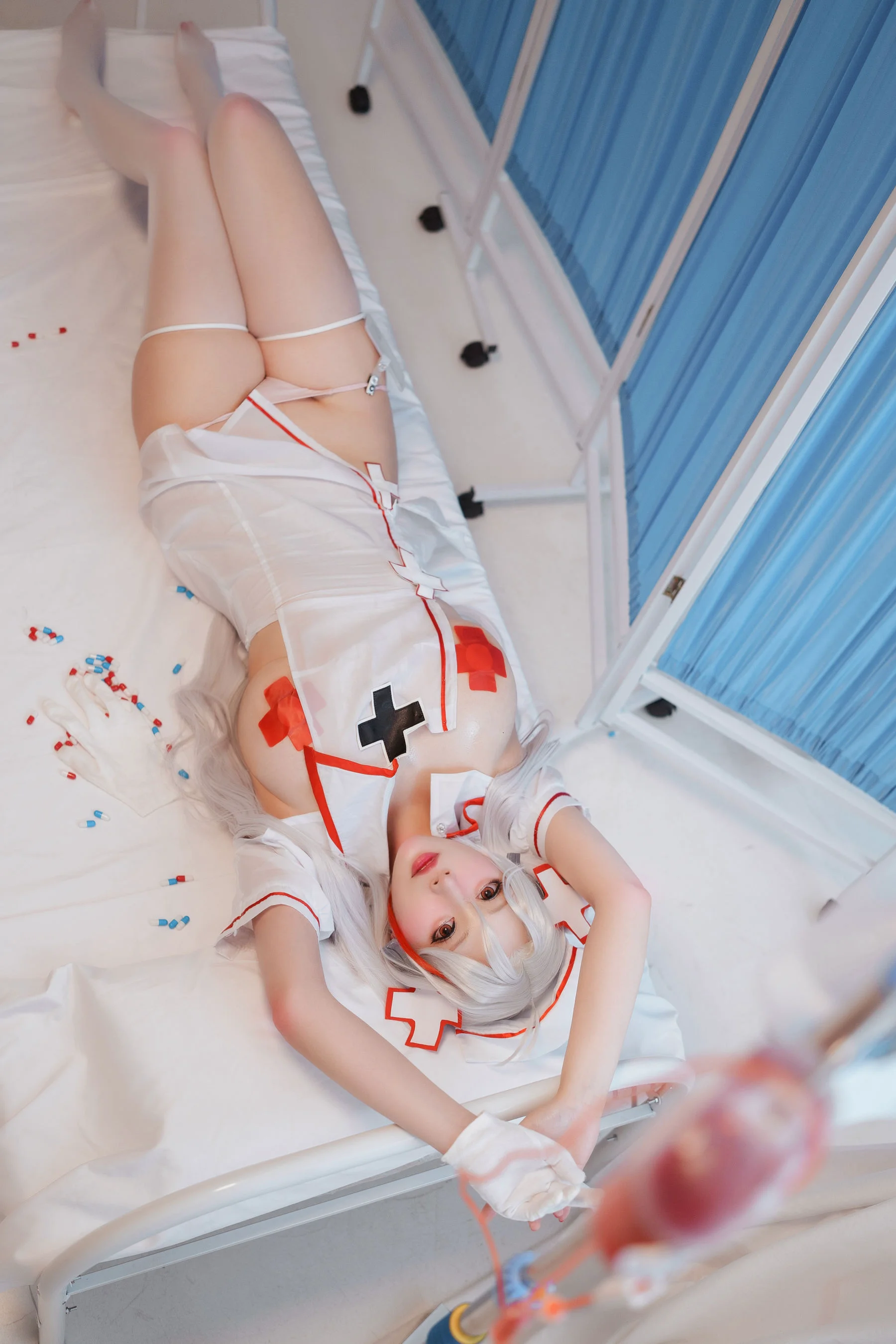 [福利COS] 高颜值coser念念_D – 欧根护士 - 爱照片