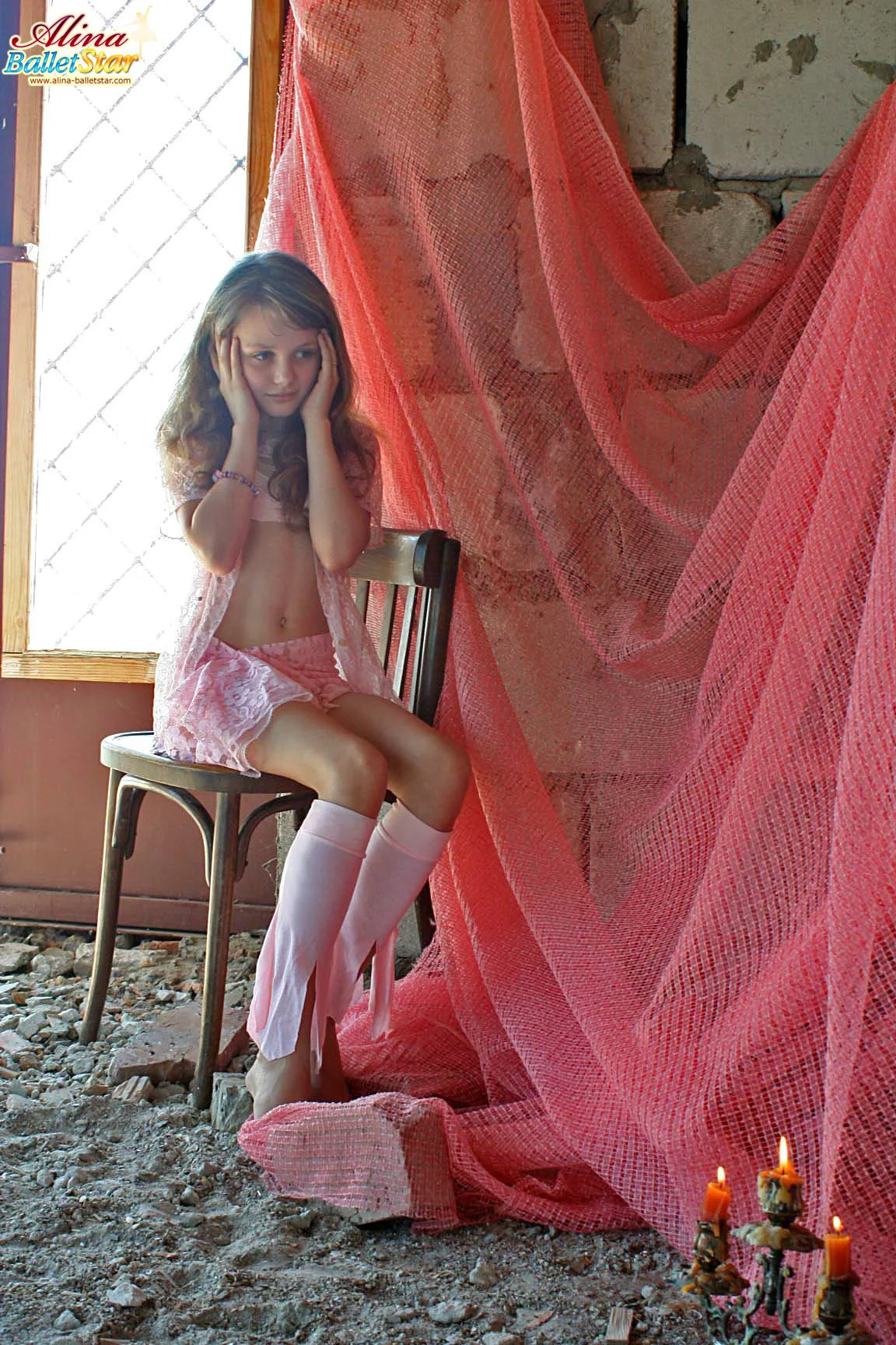 Alina Balletstar – Princess in Tower - 爱照片