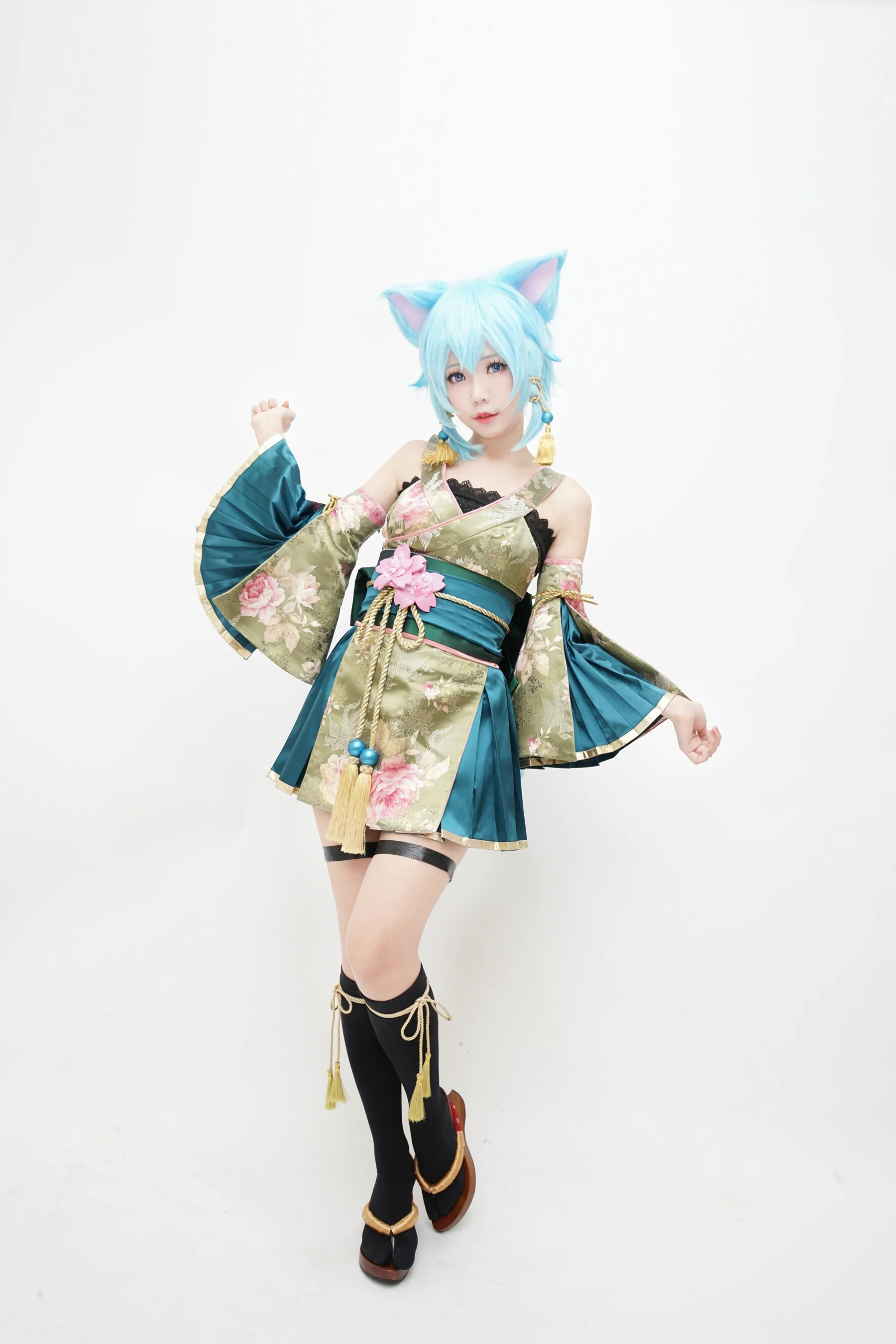 ElyEE子 – 诗乃茶室 - 爱照片
