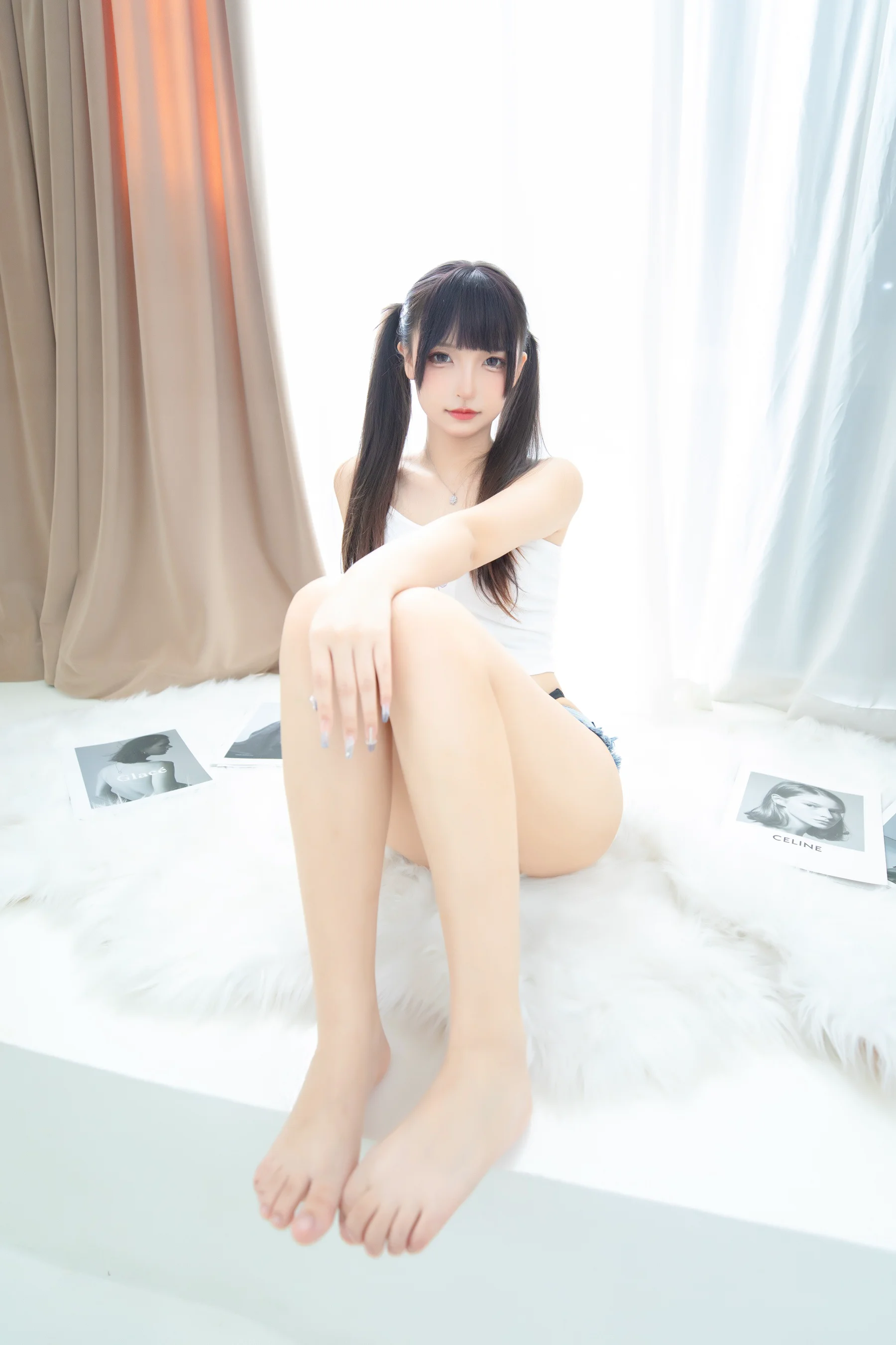 神楽坂真冬 – 《牛仔兔兔》 - 爱照片