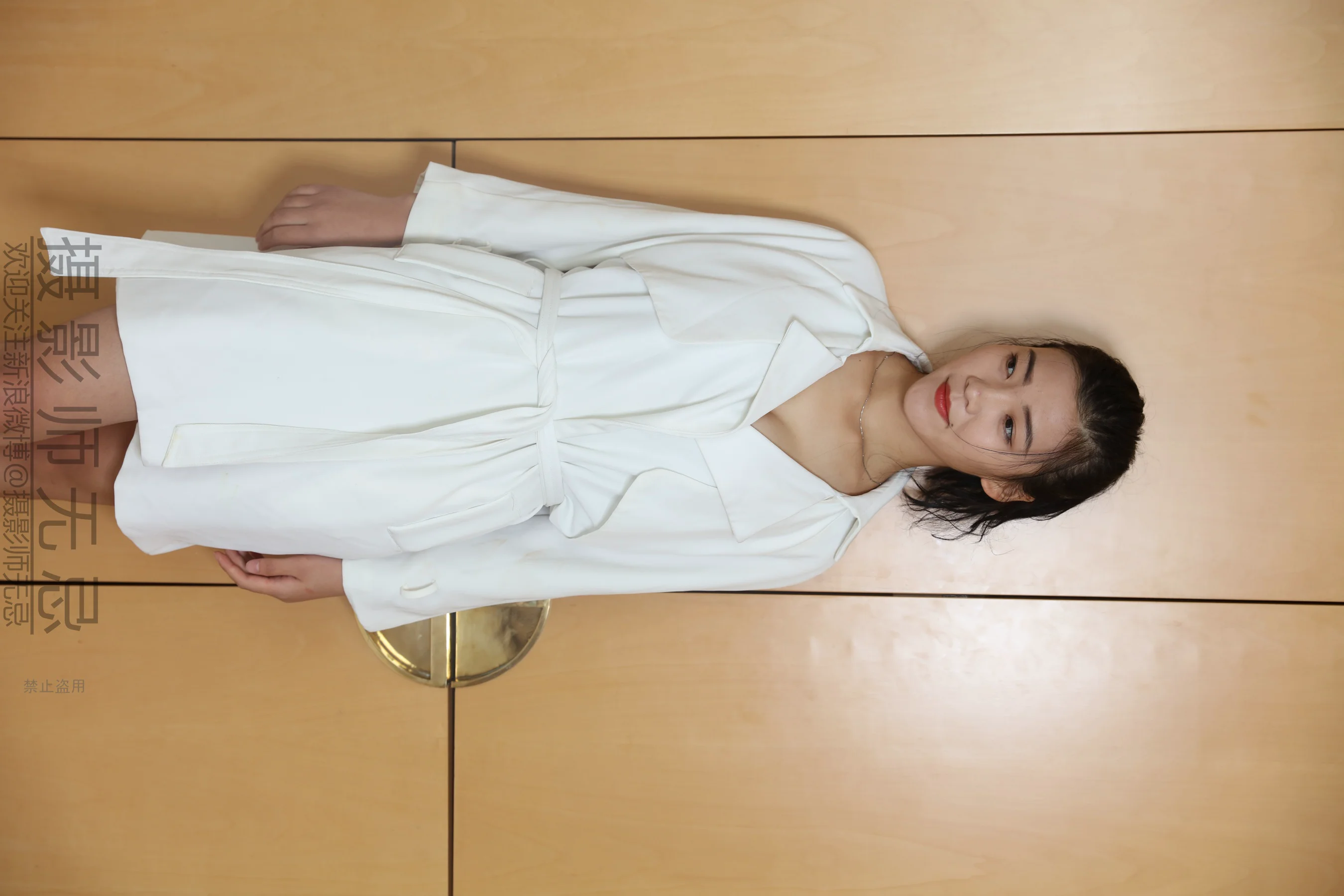 [无忌影社] 甜美女孩辉辉私房 - 爱照片