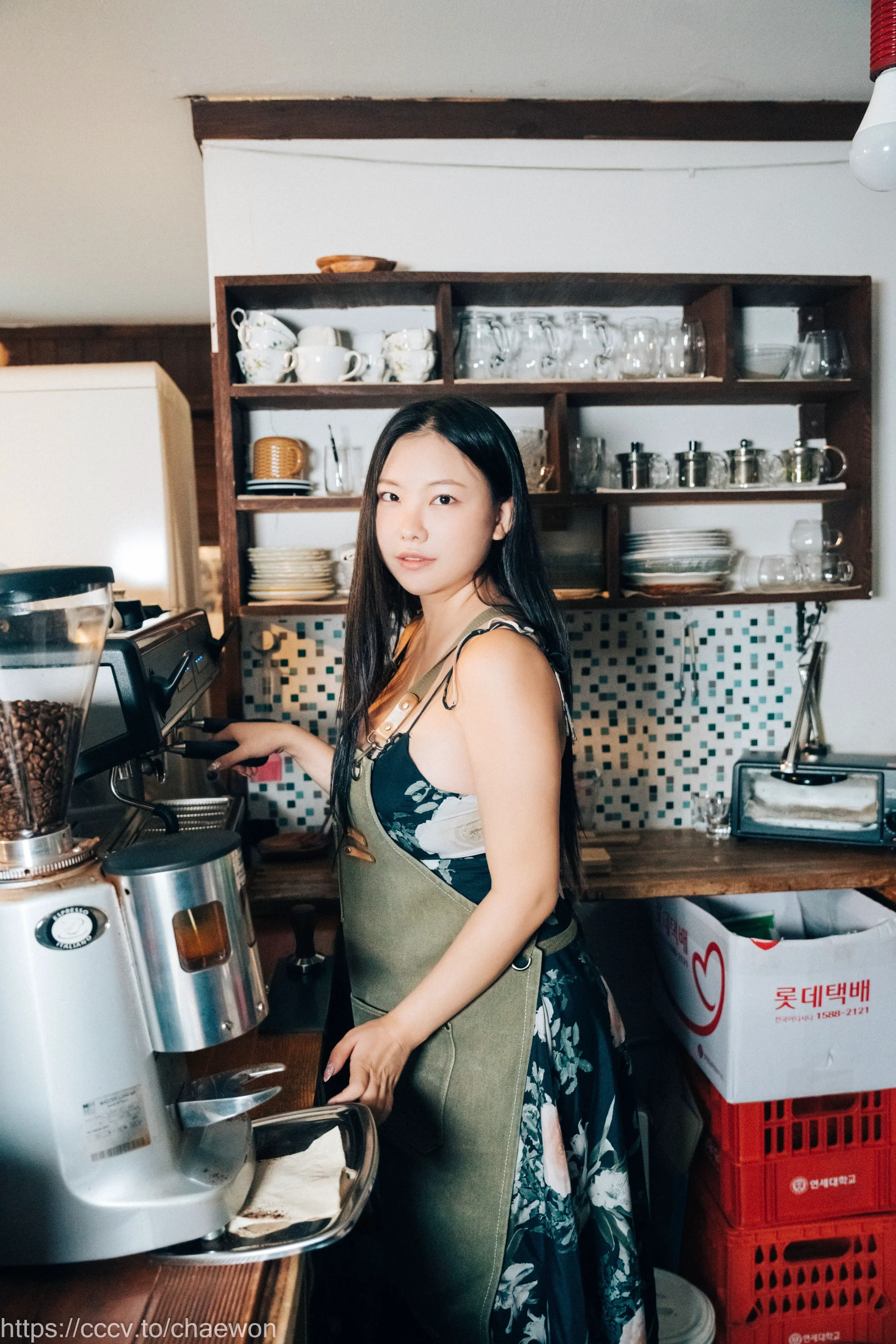 [Loozy] Ssunskey – Role Cafe - 爱照片