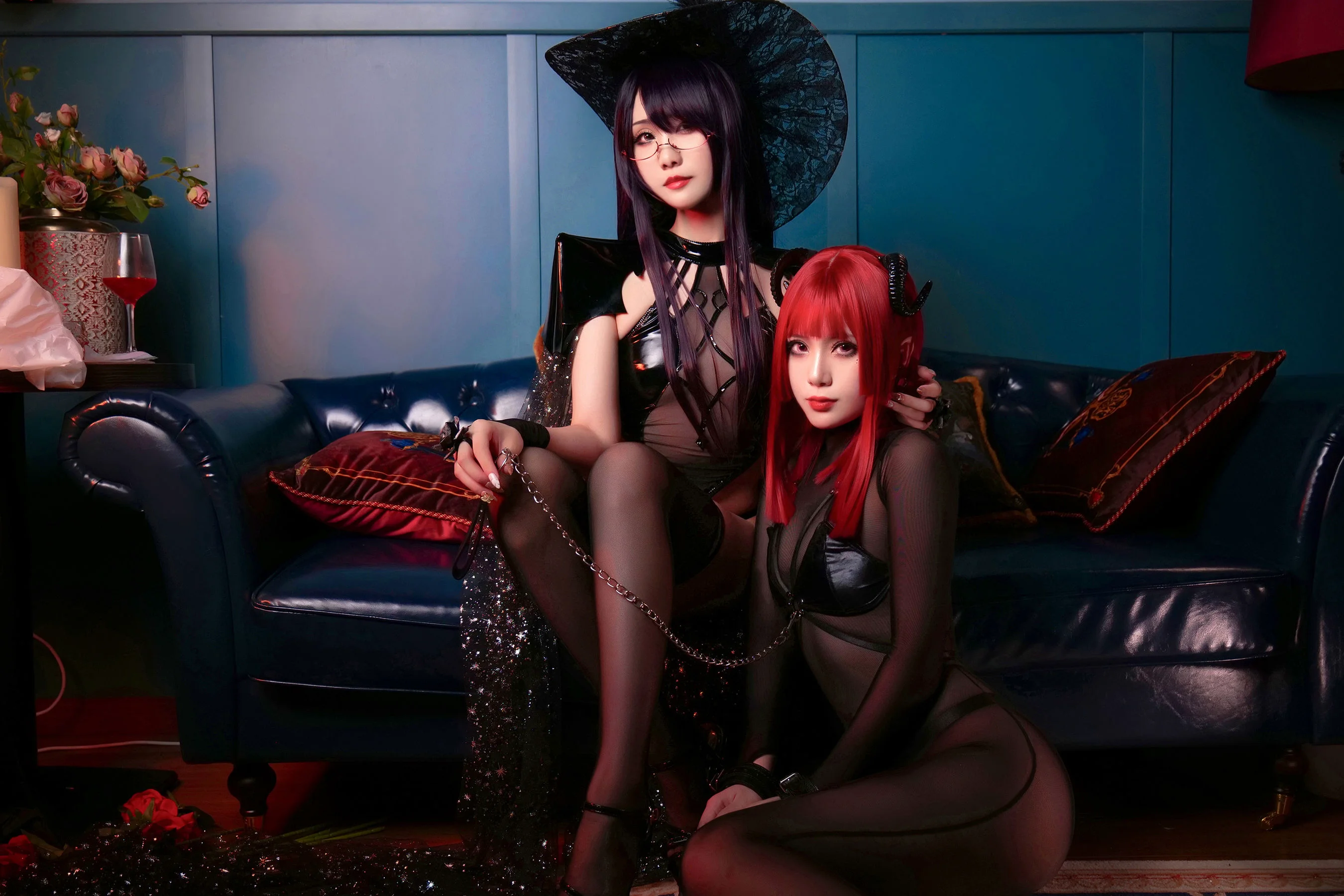 [网红COSER写真] 曉美媽&羊大真人 – 魔女集会 - 爱照片