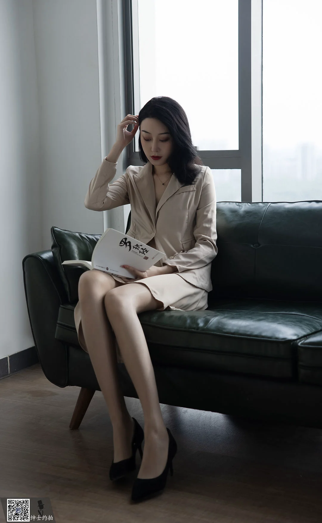 [绅士摄影] SS003 依婷 套图 - 爱照片